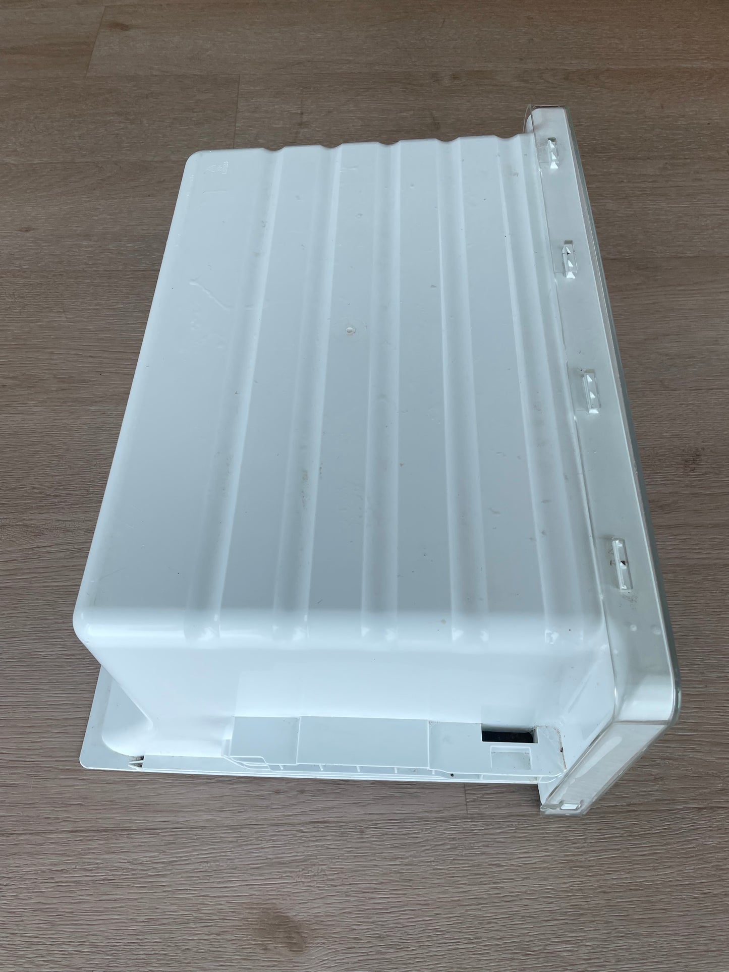 890128894 4055880001 890141778 Westinghouse fridge lower crisper vegetable drawer WSE6170SA WSE6170WA WSE6200SA WSE6200WA