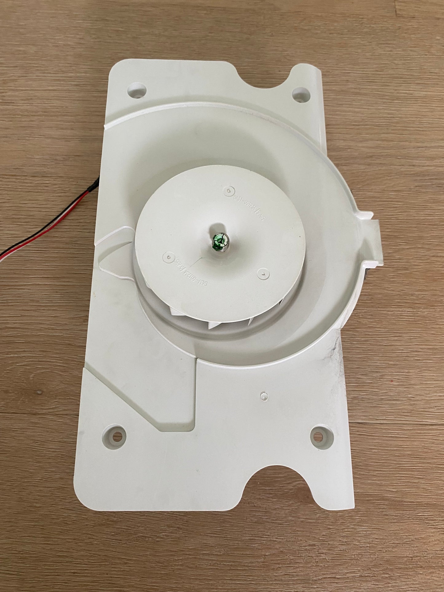 DA31-00146B Samsung FRIDGE COMPARTMENT evaporator fan motor case assembly