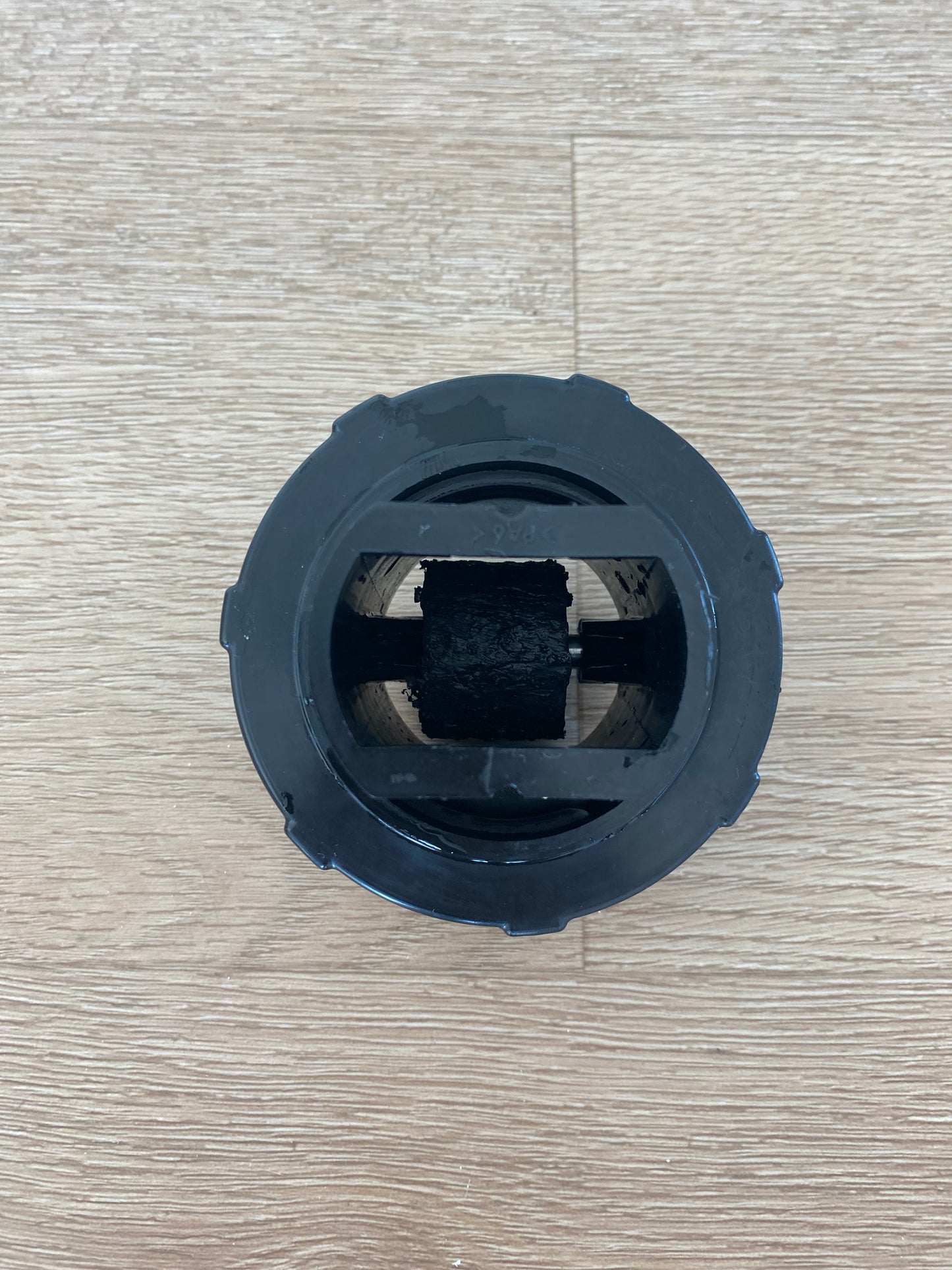1442374 1456159 1458188 Electrolux Kelvinator Simpson Westinghouse fridge freezer adjustable roller wheel