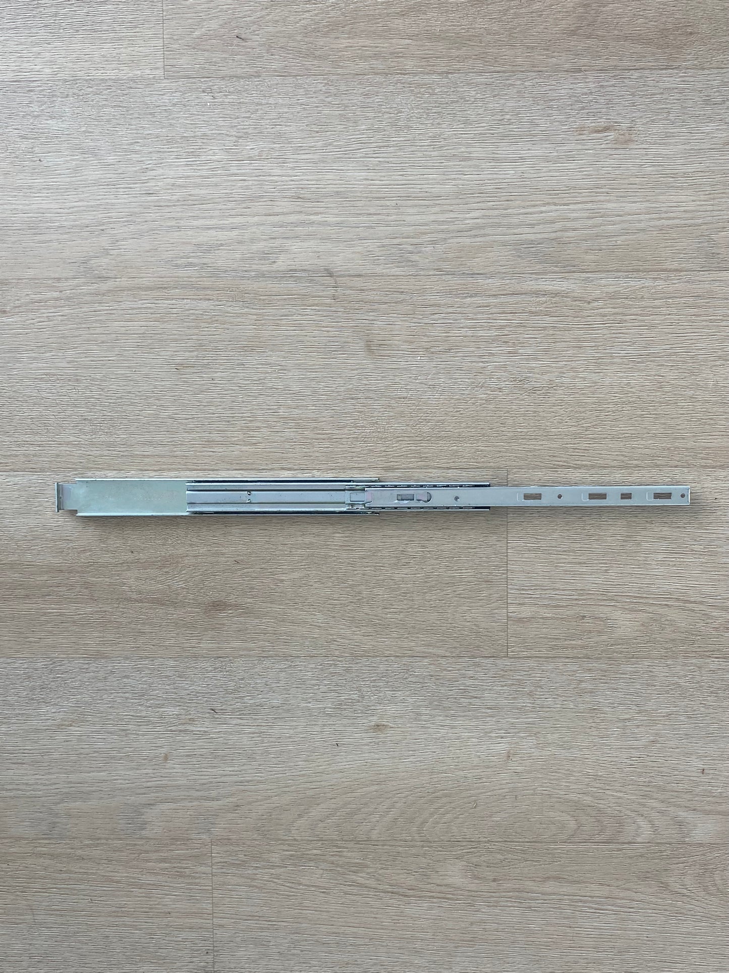 1451507 4055053781 A00600901 Electrolux Kelvinator Simpson Westinghouse fridge freezer rail extension slide arm assembly assy 300mm