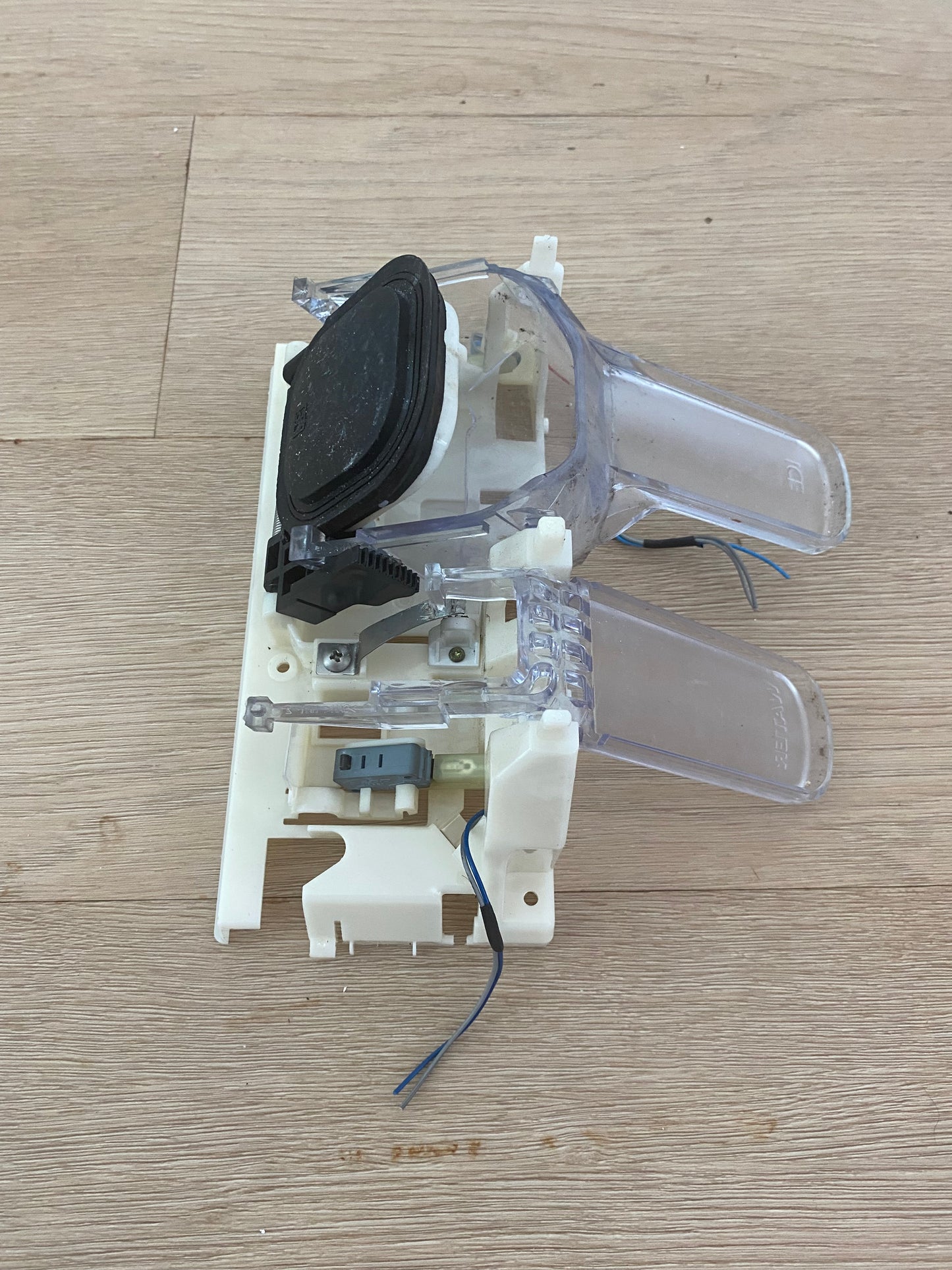DA63-03259 Samsung fridge freezer ice water dispenser paddles lever assembly rear PCB cover panel