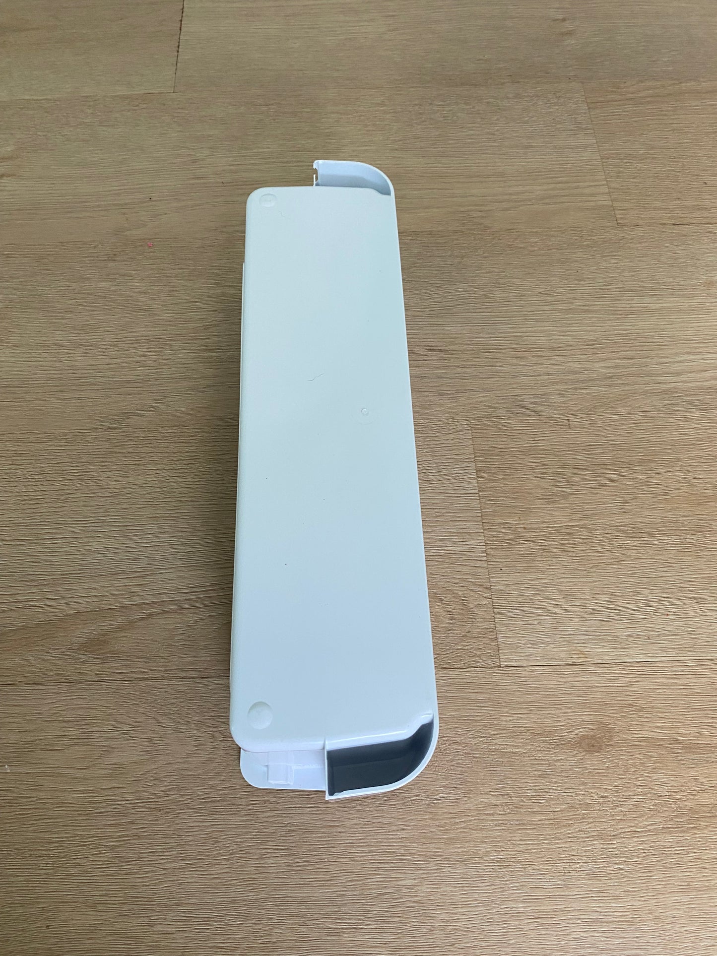 DA63-03641A Samsung fridge door LOWER SHELF bottle guard bin tray