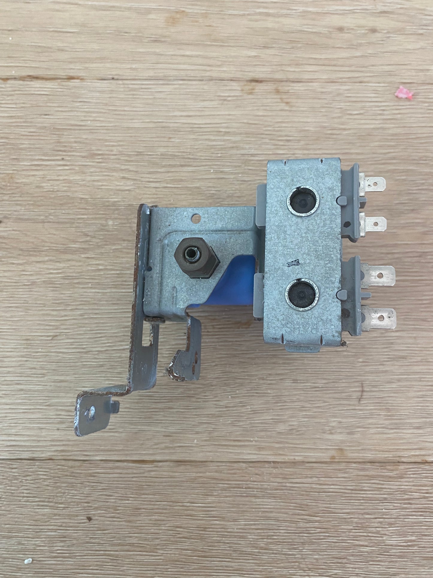 DA97-02682A Samsung fridge freezer double inlet solenoid water valve