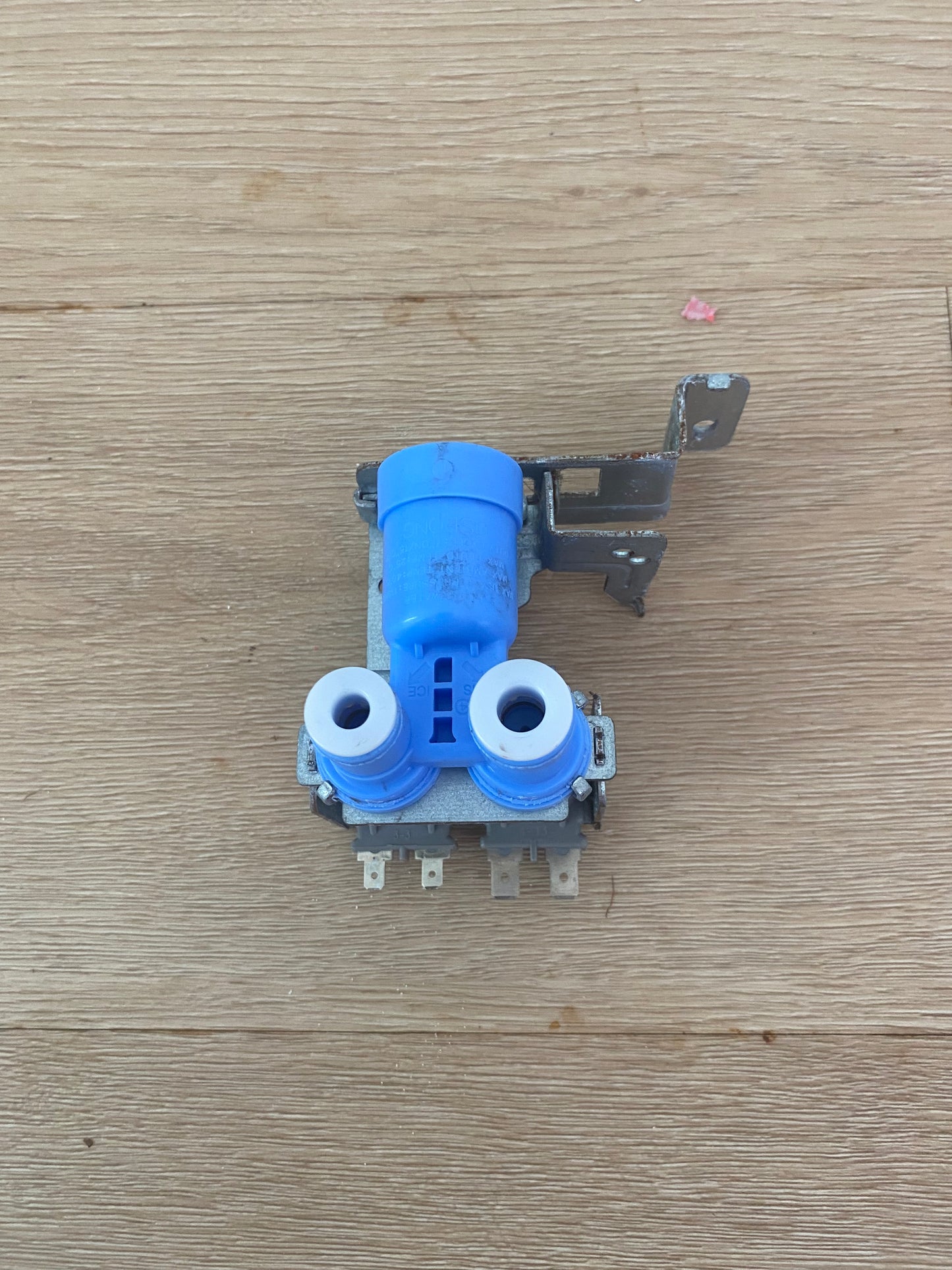 DA97-02682A Samsung fridge freezer double inlet solenoid water valve