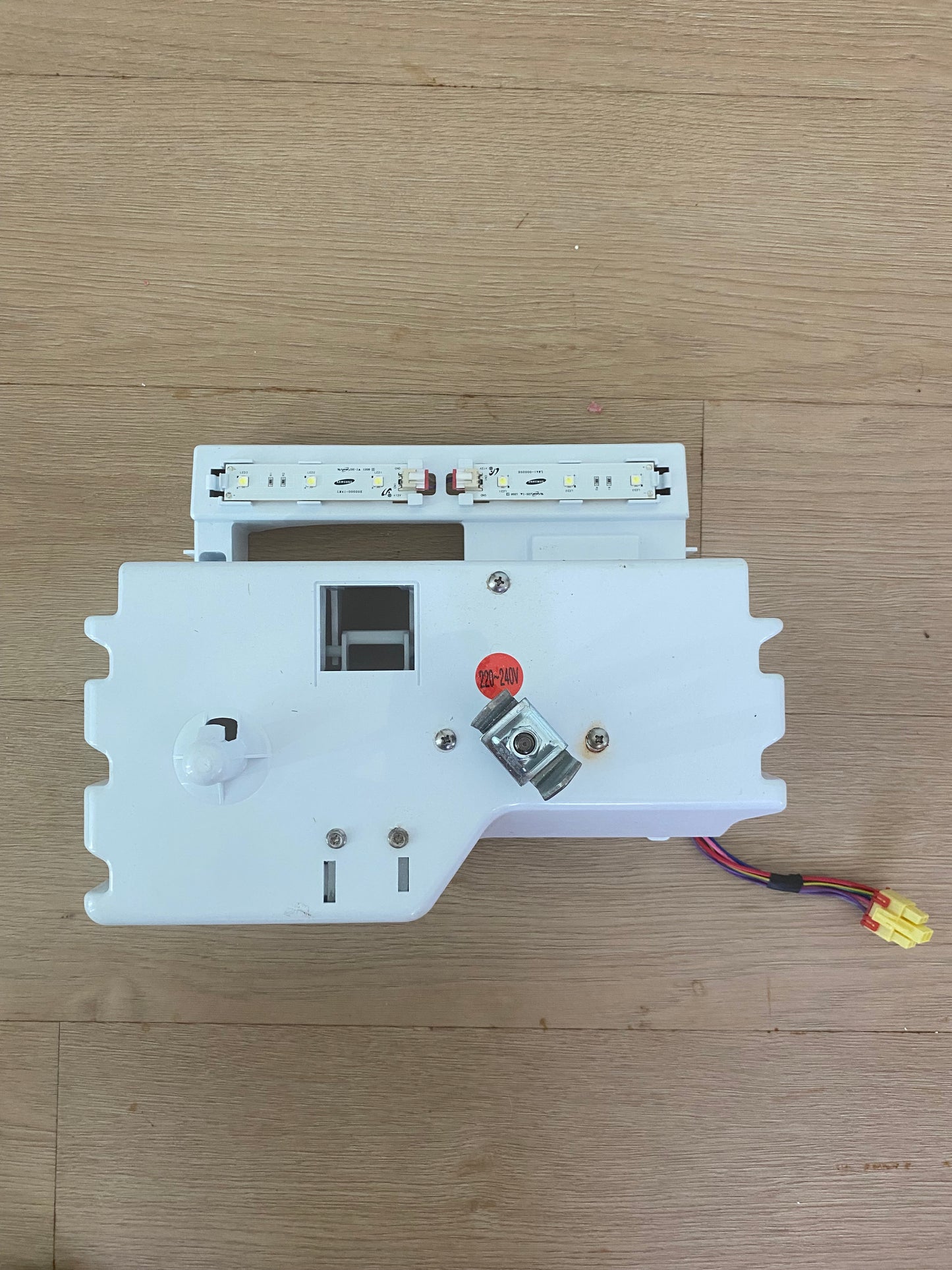 DA97-05068E Samsung Fridge Freezer ice maker bucket auger motor case assembly - LED LIGHTS