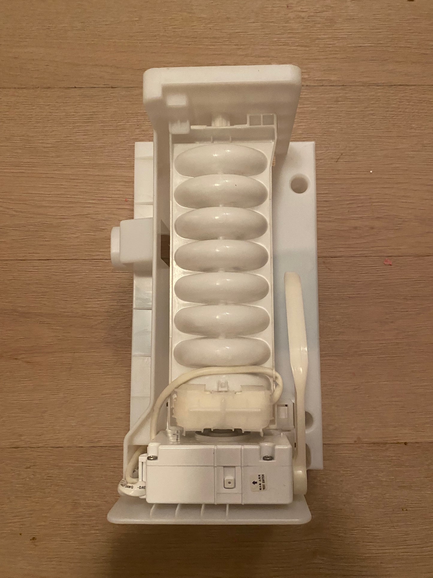 DA61-03352 Samsung fridge freezer ice maker assembly