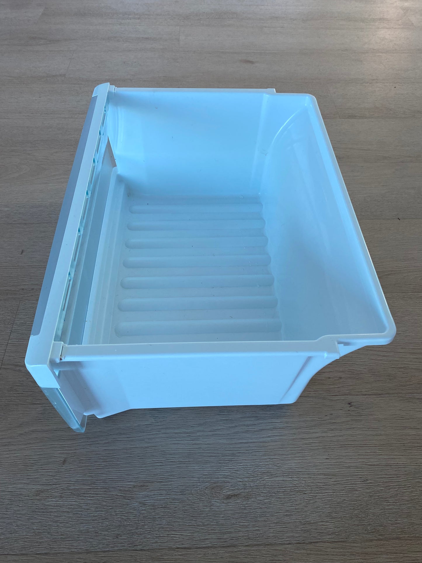 1451495 1451994 Westinghouse fridge BOTTOM FREEZER BIN lower drawer rear + facia assy