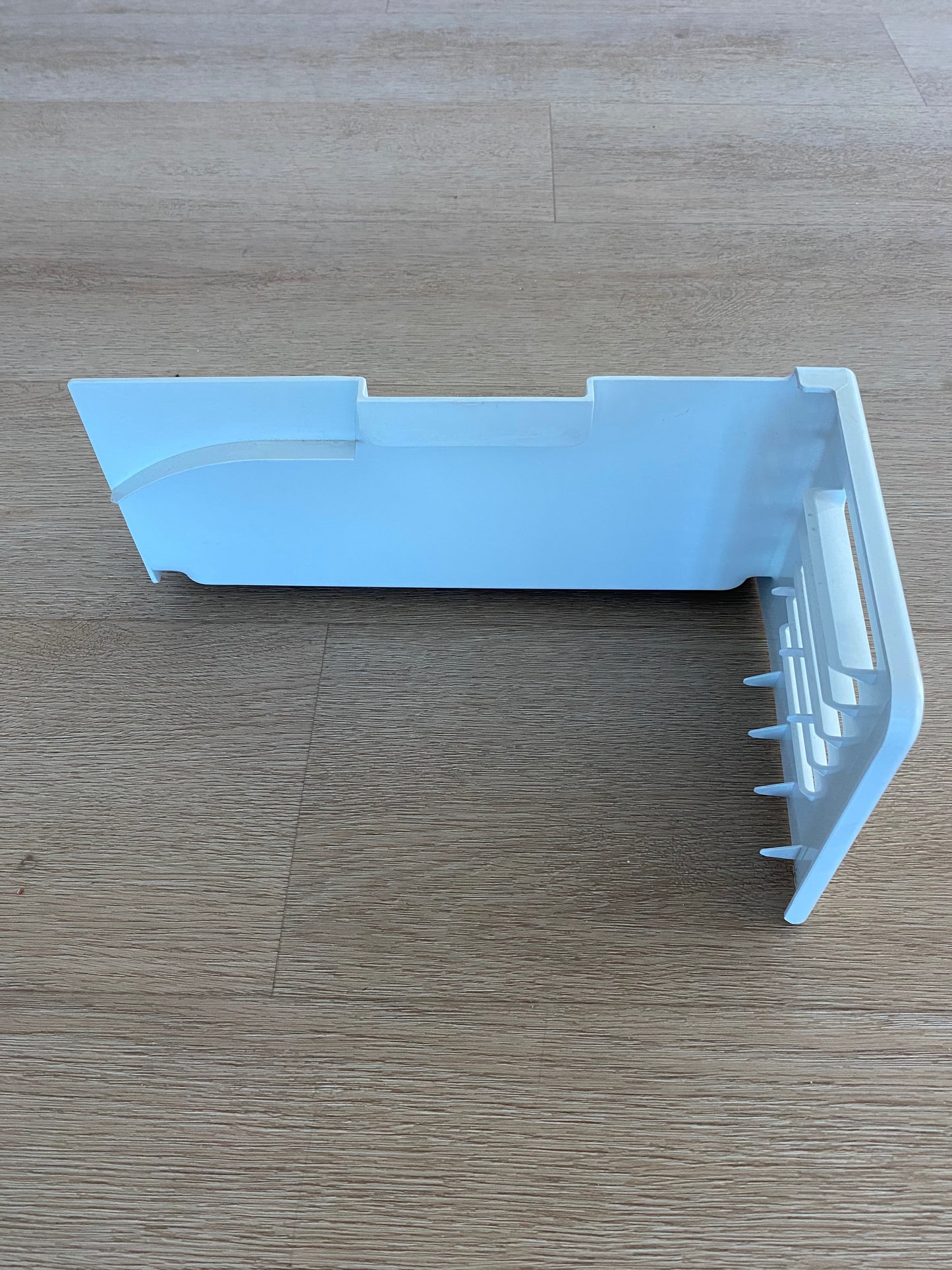 5026JQ1047 5026JQ1047A LG fridge freezer ice cream shelf maker bucket cover