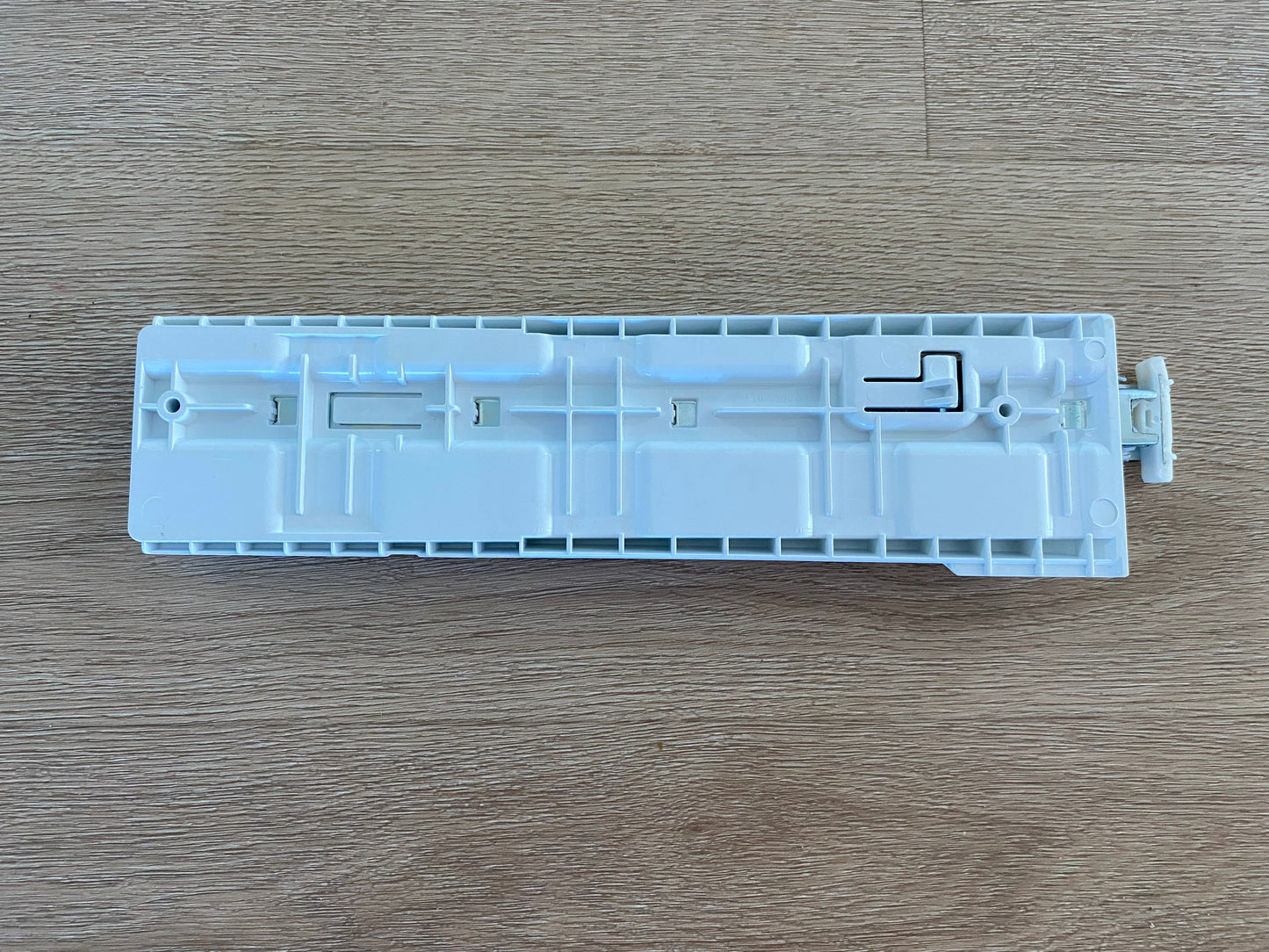 1451541 1451507 4055053781 A00600901 Westinghouse fridge freezer RHS right hand side freezer extension slide assembly + bin rail insert