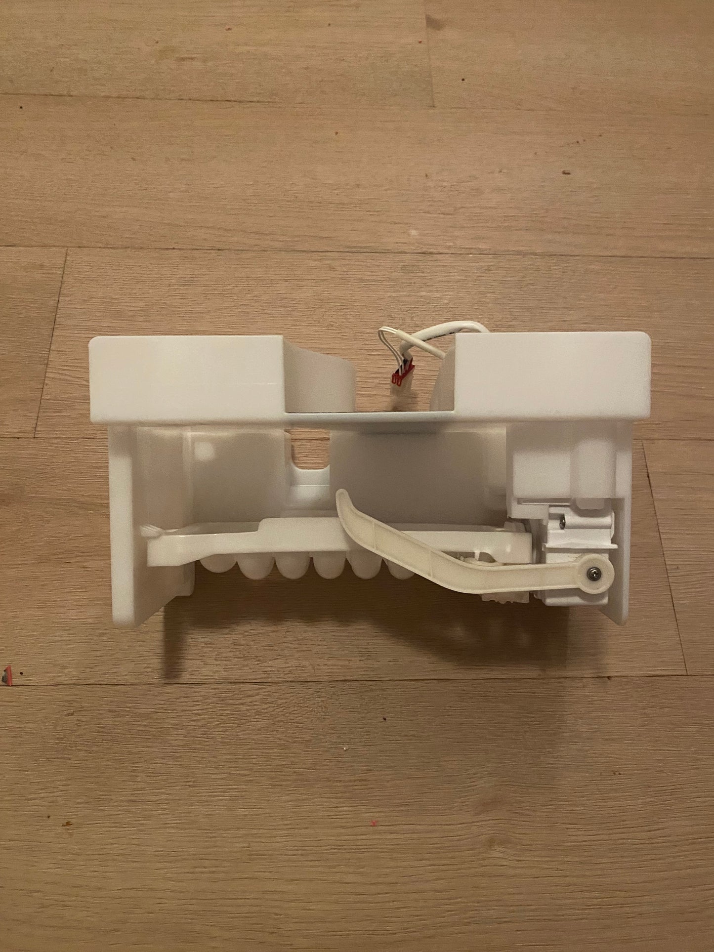 DA61-03352 Samsung fridge freezer ice maker assembly