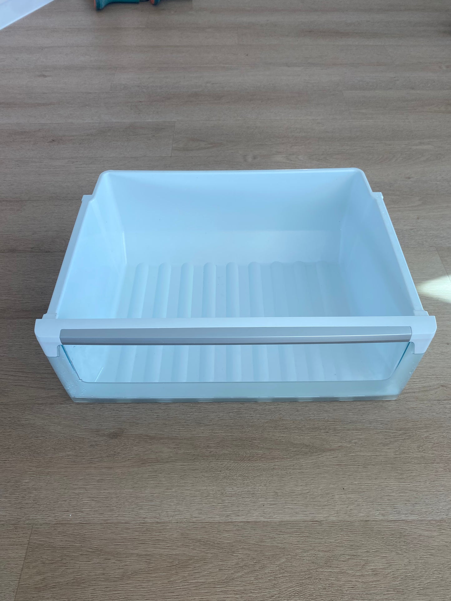 1451492 1451994 Westinghouse fridge TOP FREEZER BIN upper drawer
