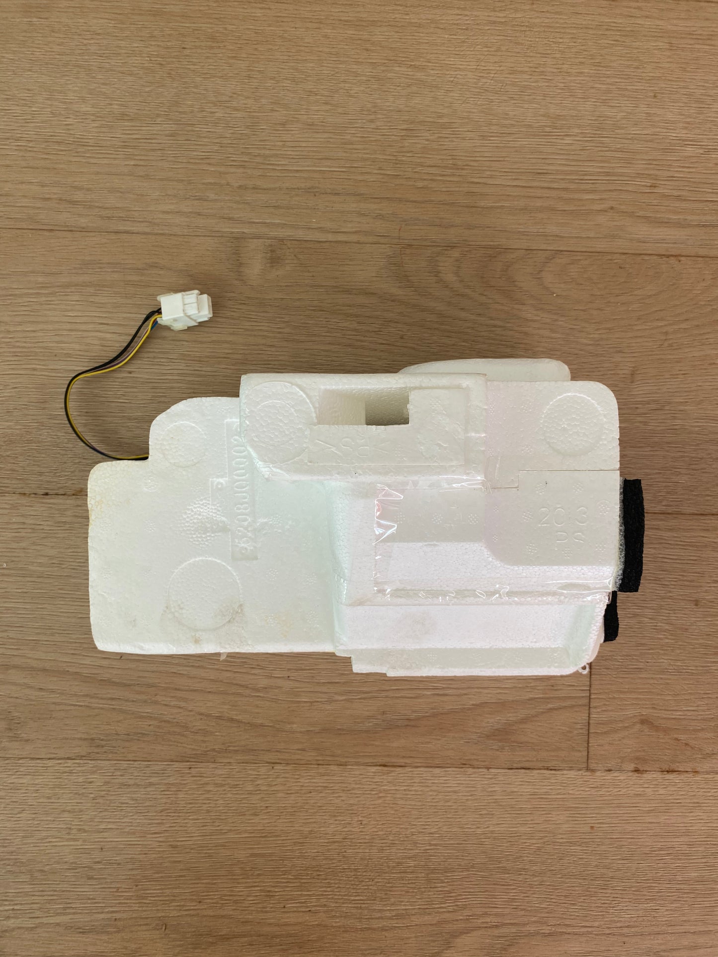 5209JA1011D 5209JA1011E 208JQ0002A 5280JQ1016A LG side by side fridge freezer motorised baffle damper foam polystyrene housing duct insulation