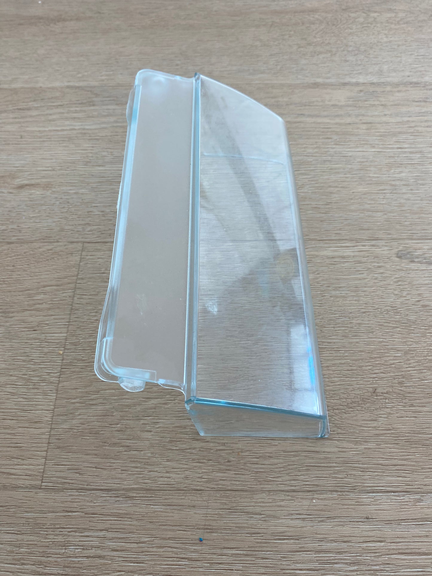 1441560 Westinghouse fridge RH RHS right hand side dairy door cover lid