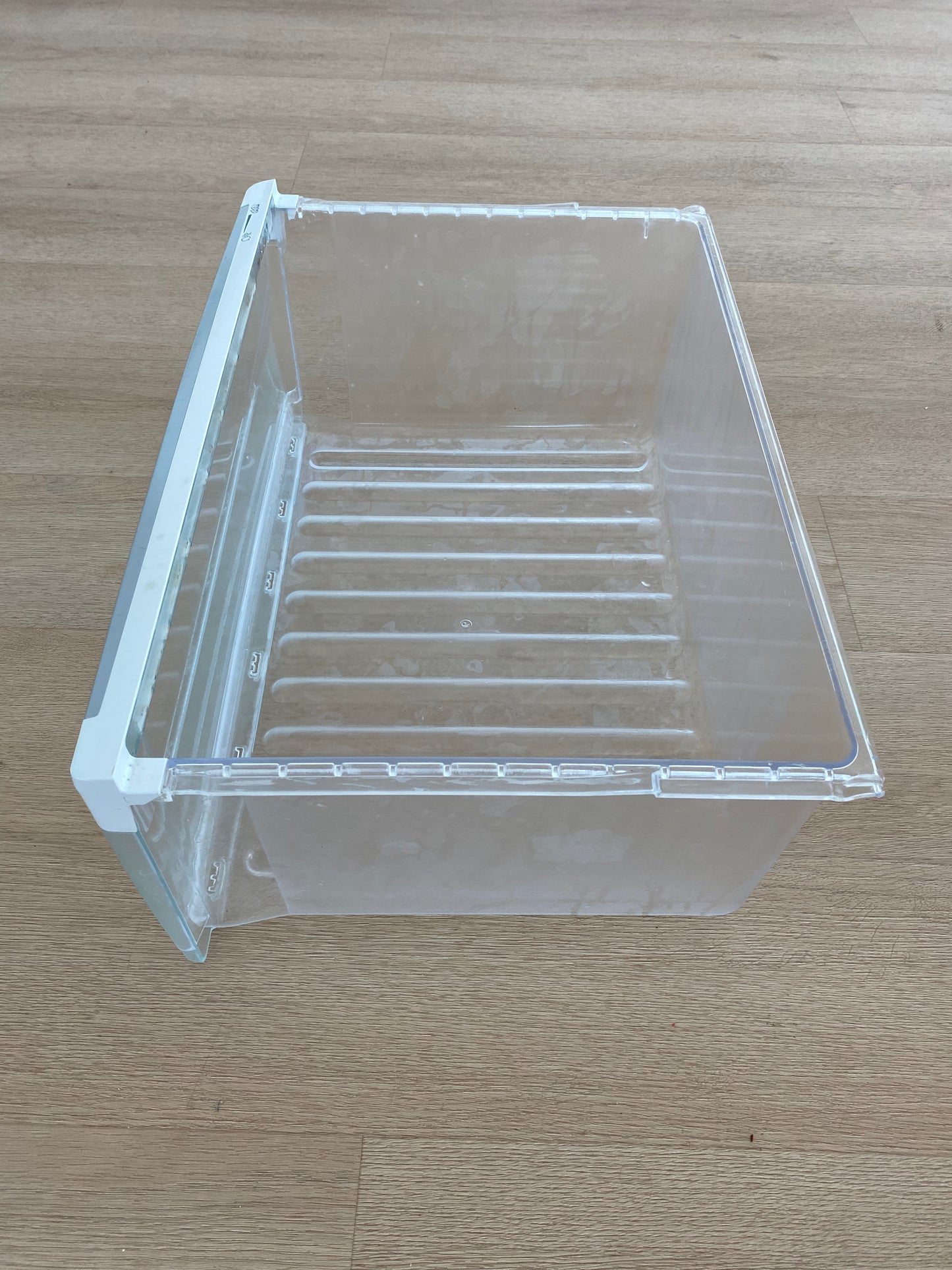 1451525 1451515 Westinghouse fridge crisper bin vegetable drawer rear + facia assy