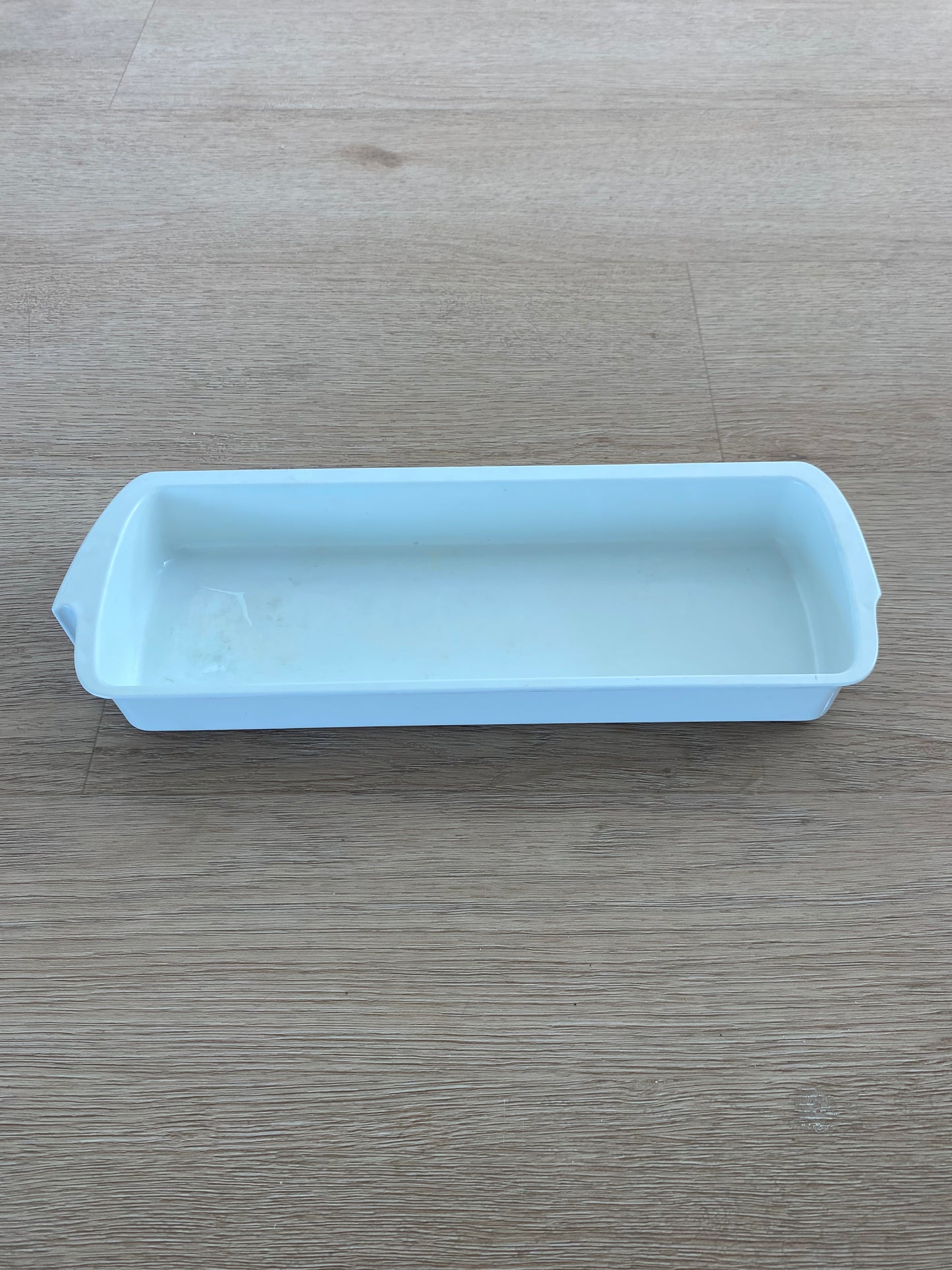882146 882146P Fisher & Paykel fridge door RHS RH right hand side half width adjustable shelf