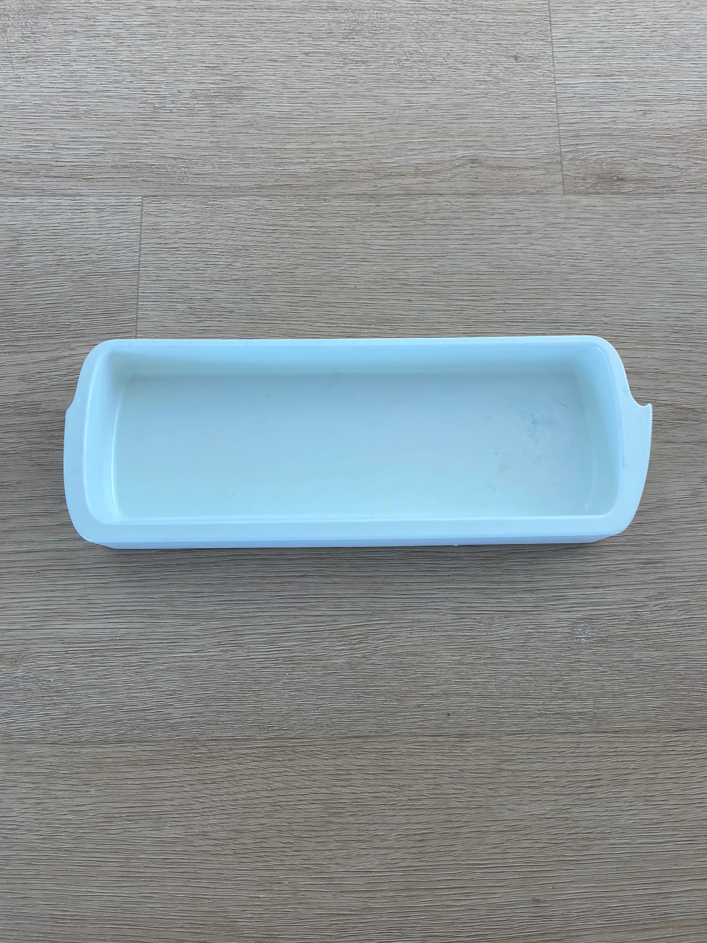 882146 882146P Fisher & Paykel fridge door RHS RH right hand side half width adjustable shelf