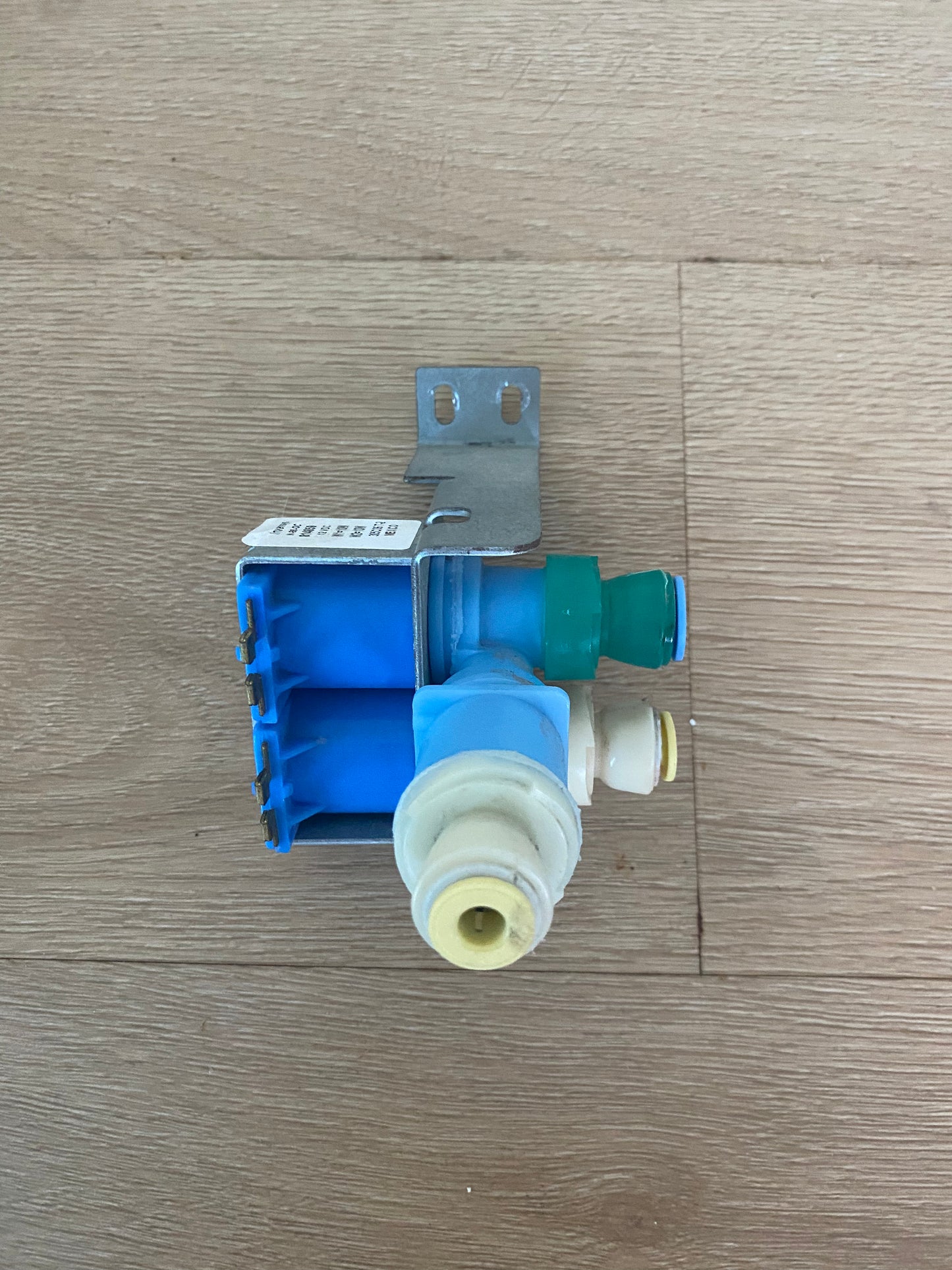 814859 Fisher & Paykel fridge freezer water solenoid dual valve I&W ice water
