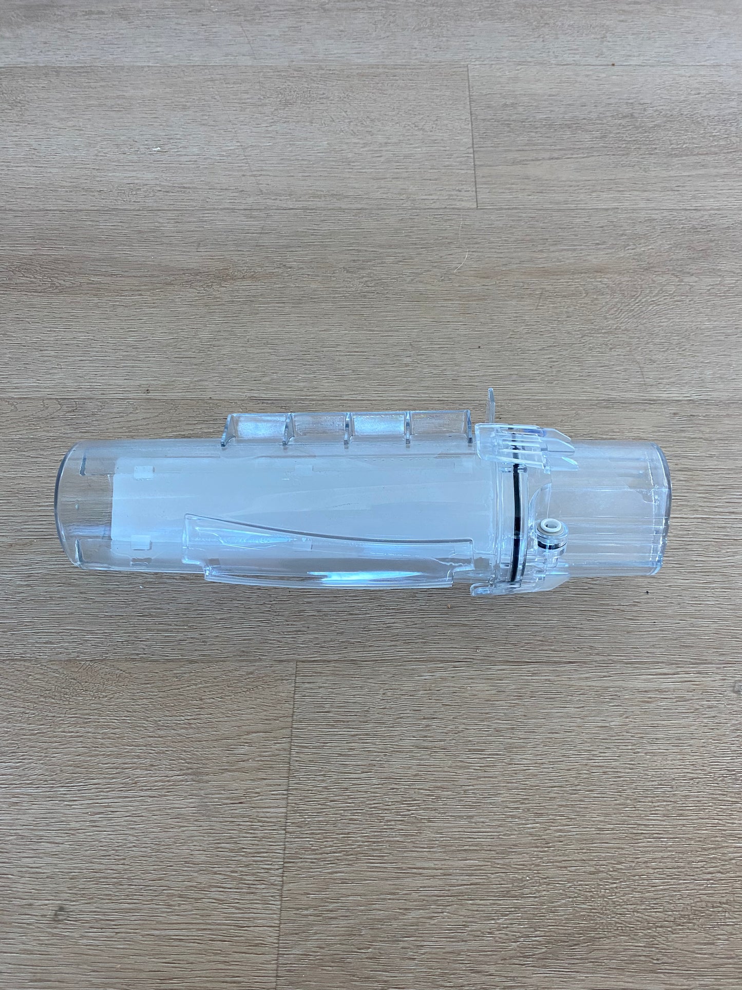 836846 Fisher & Paykel fridge water dispenser tank reservoir assembly