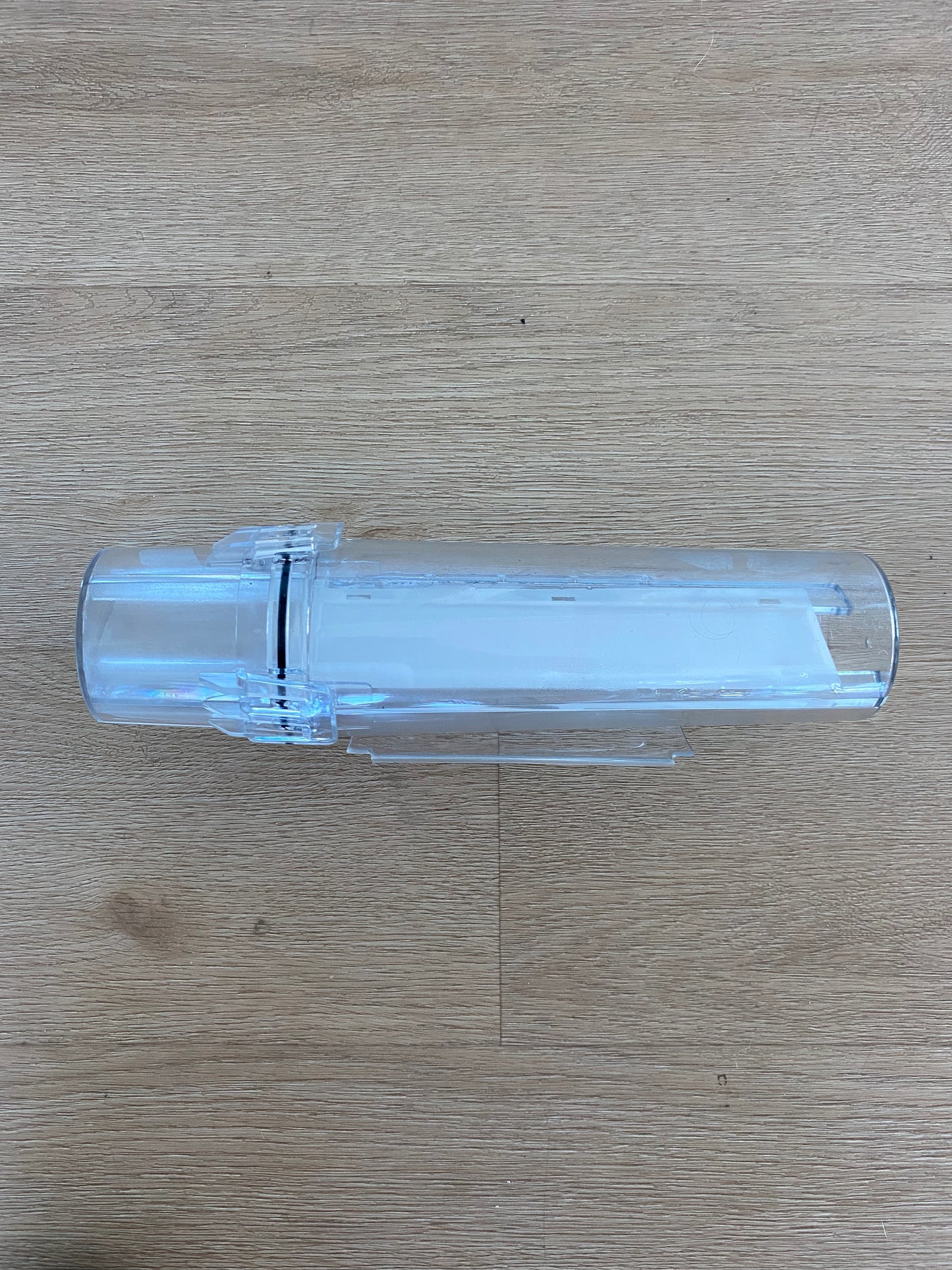 836846 Fisher & Paykel fridge water dispenser tank reservoir assembly