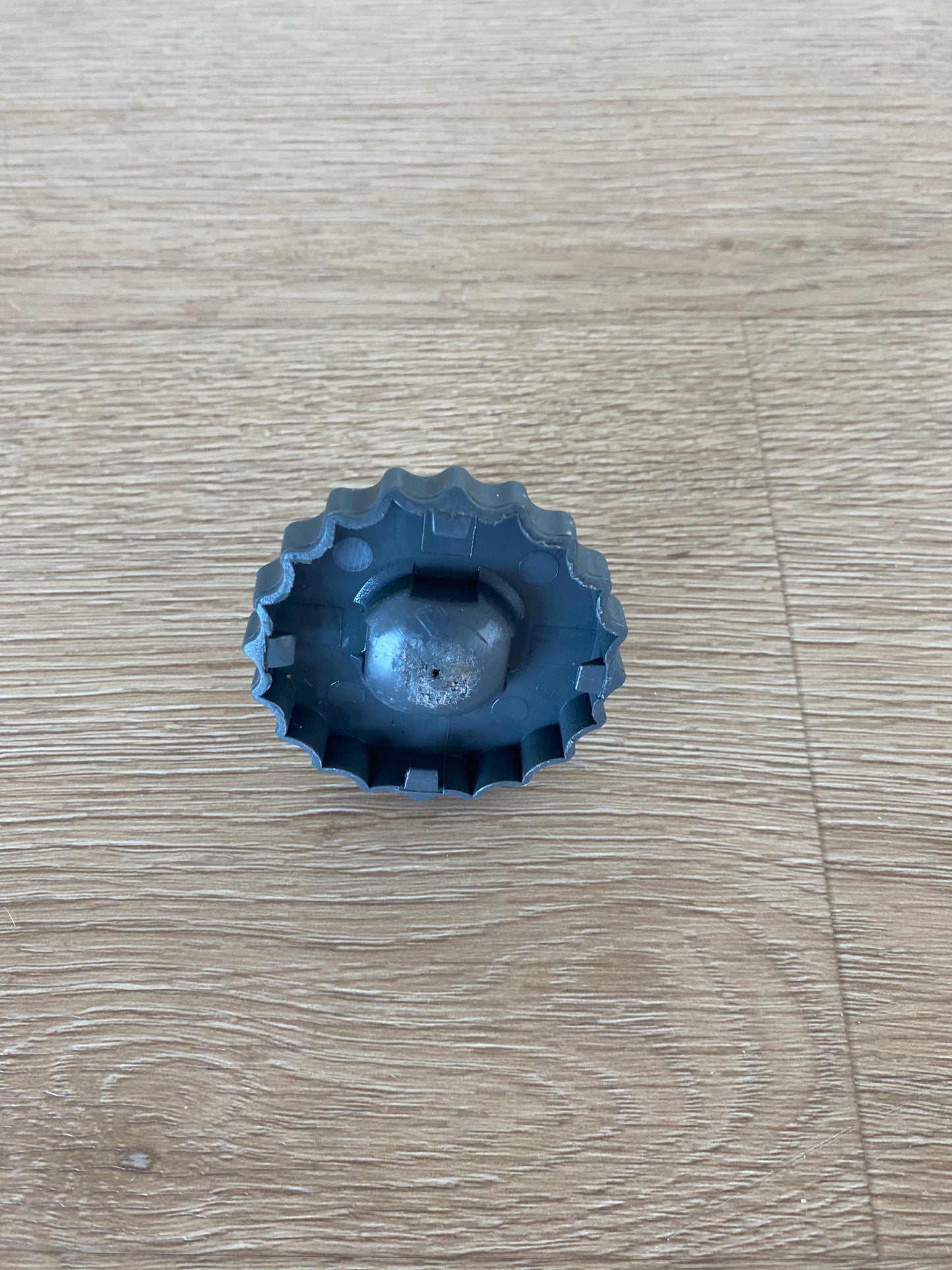 818535 Fisher & Paykel foot levelling wheel assembly assy