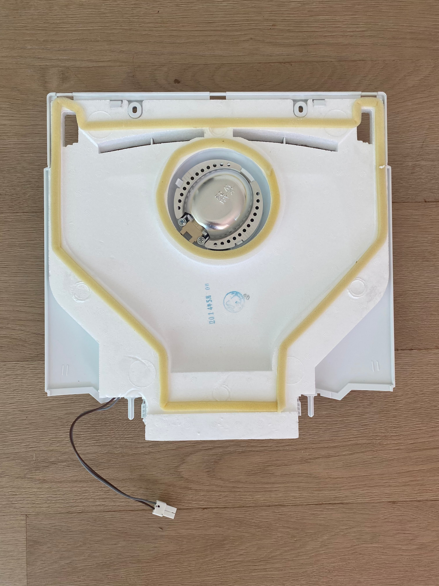 1449430 Westinghouse WBM fridge light housing vent assembly assy