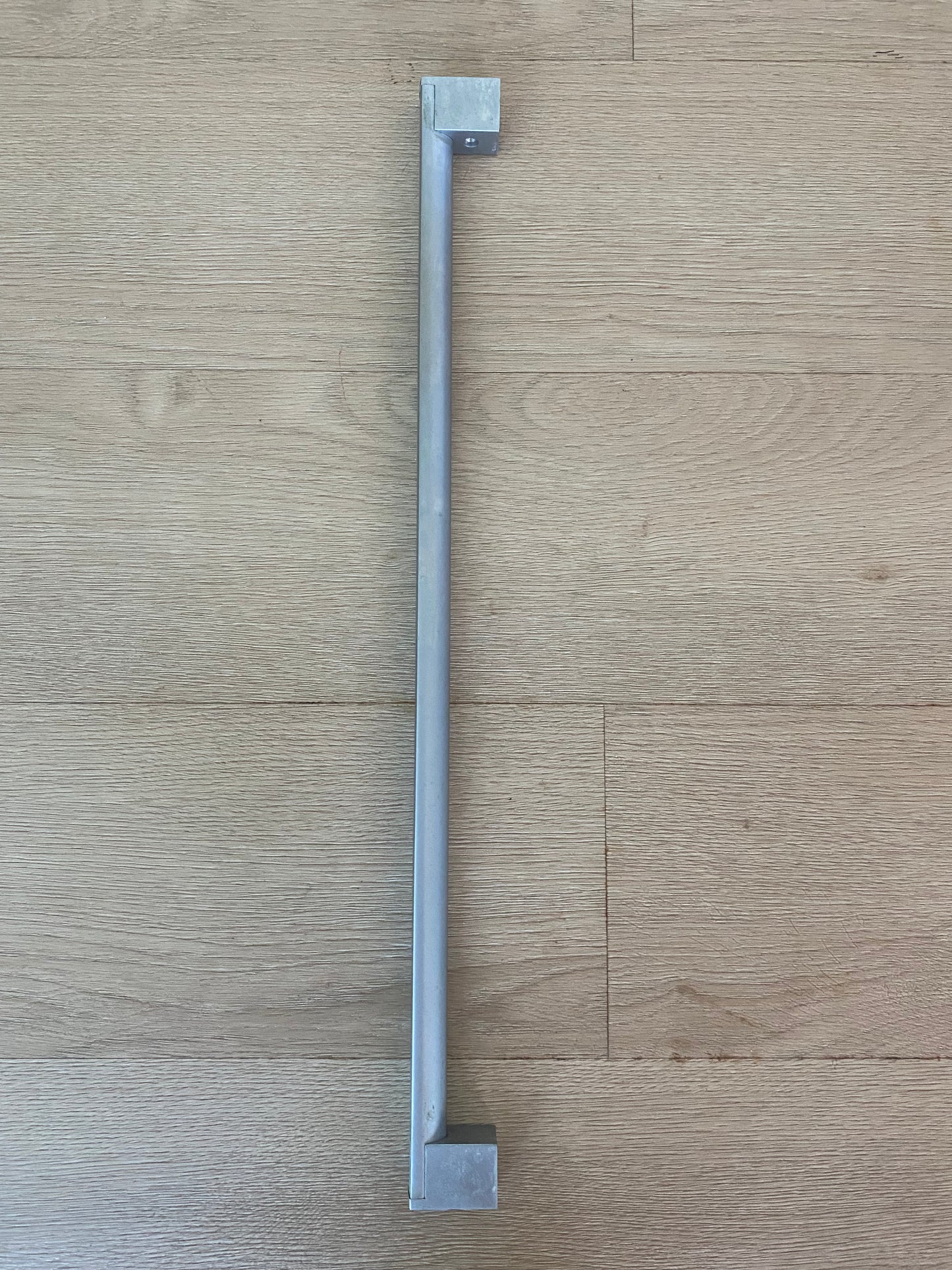 814330 Fisher & Paykel fridge door long flat designer handle