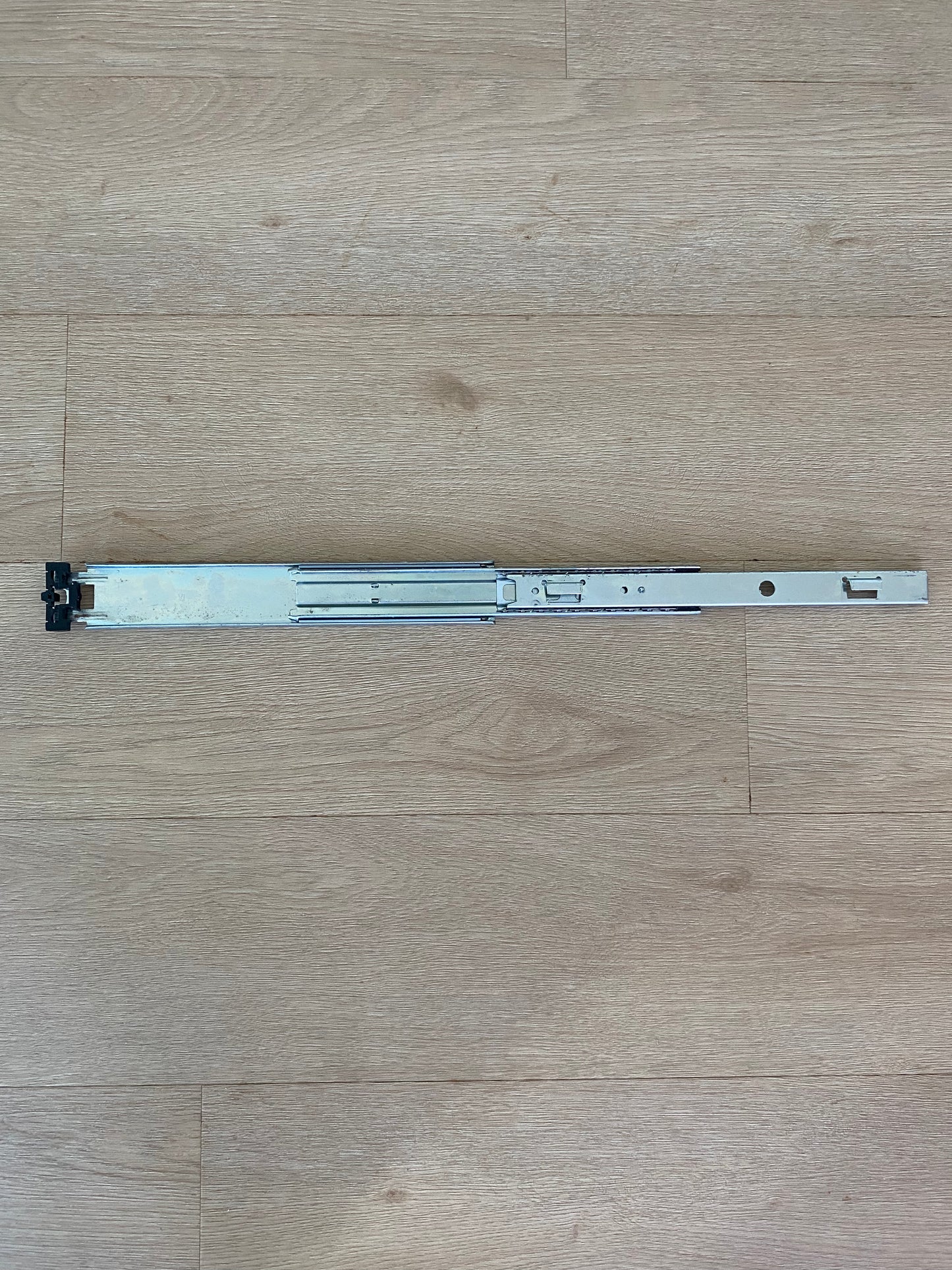 836700 Fisher & Paykel fridge freezer RHS RH right hand side slide assembly arm guide rail 305mm