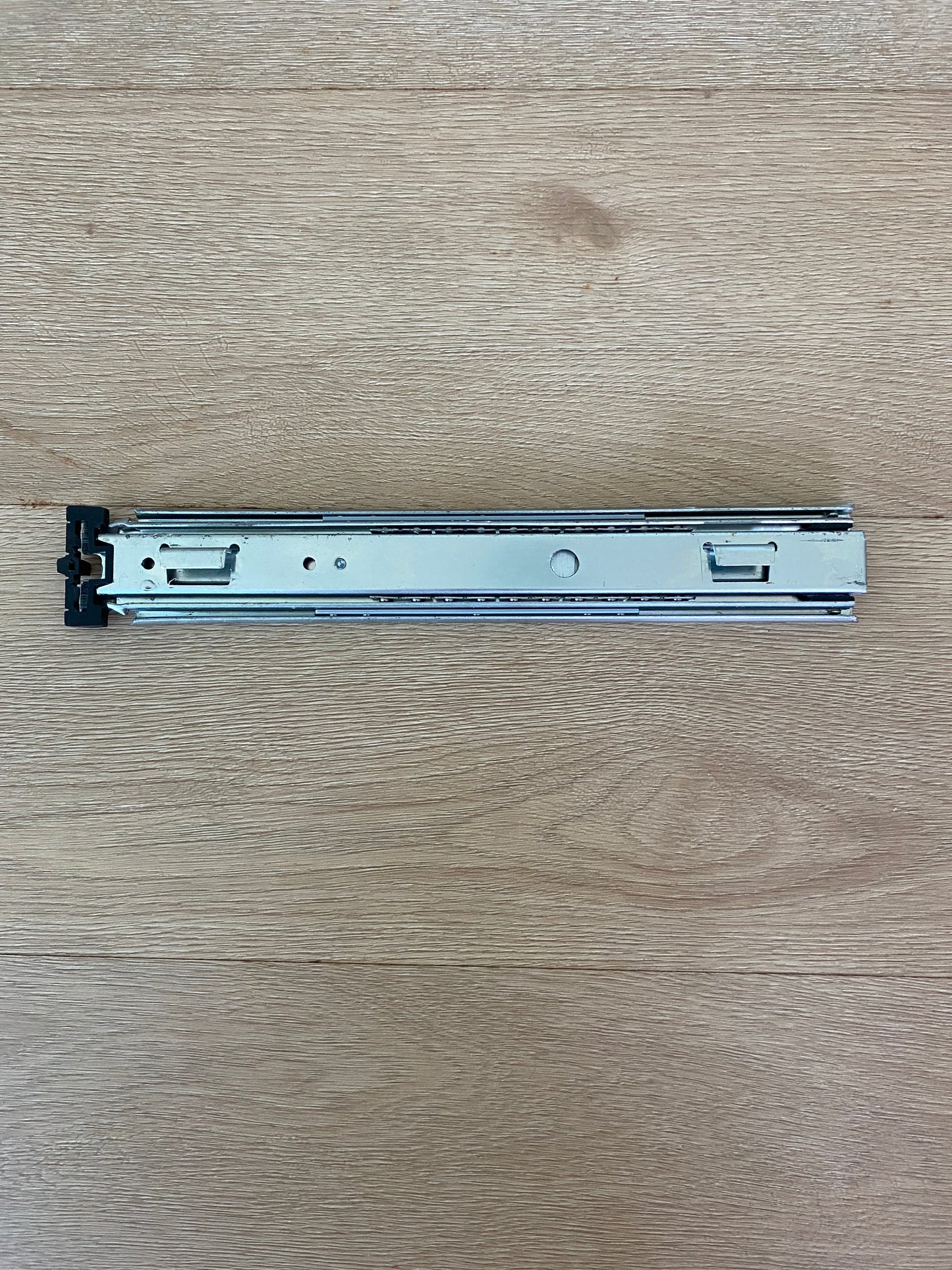 836700 Fisher & Paykel fridge freezer RHS RH right hand side slide assembly arm guide rail 305mm