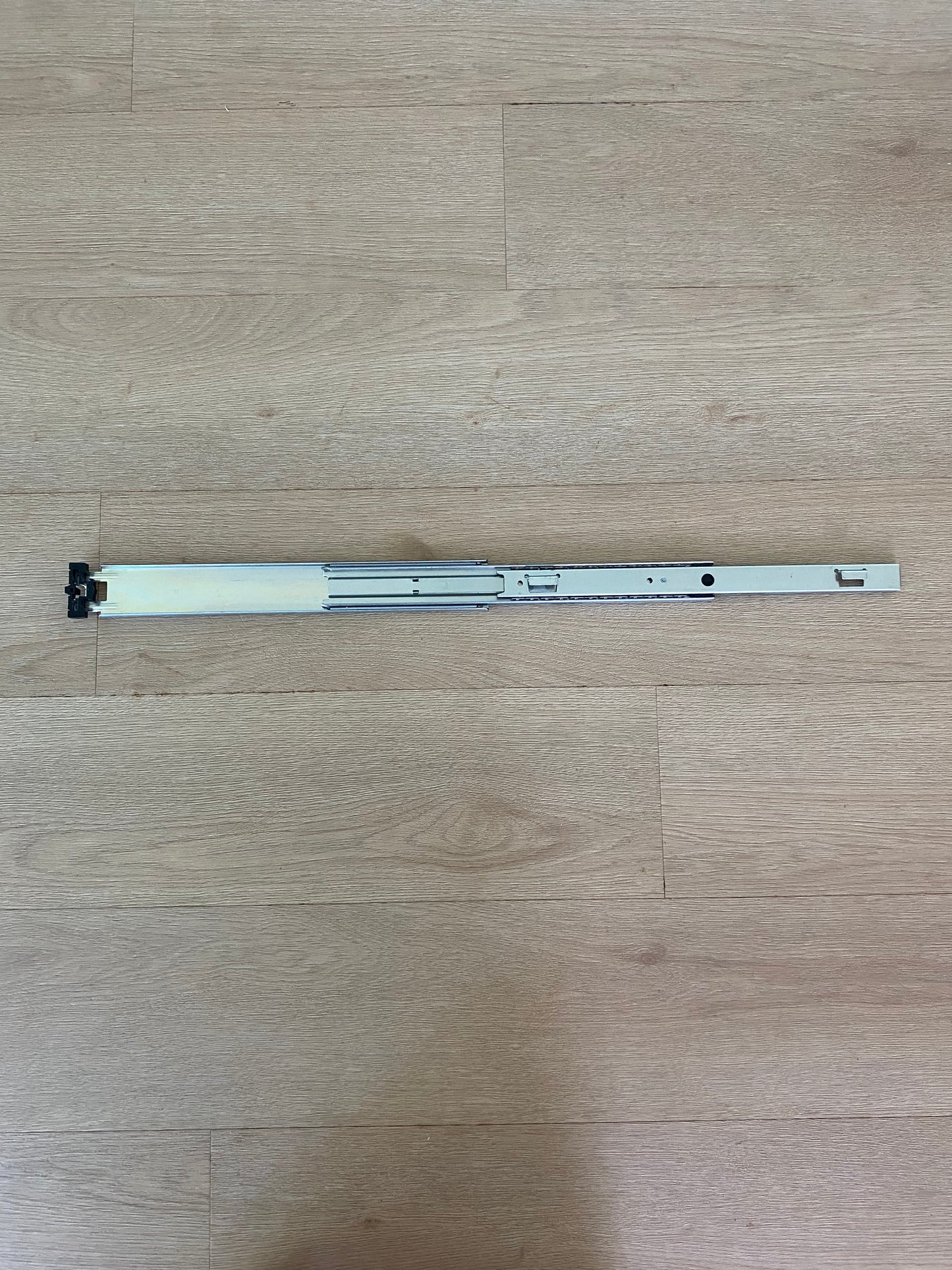 836702 Fisher & Paykel fridge FREEZER RHS RH right hand side slide assembly arm guide rail 355mm