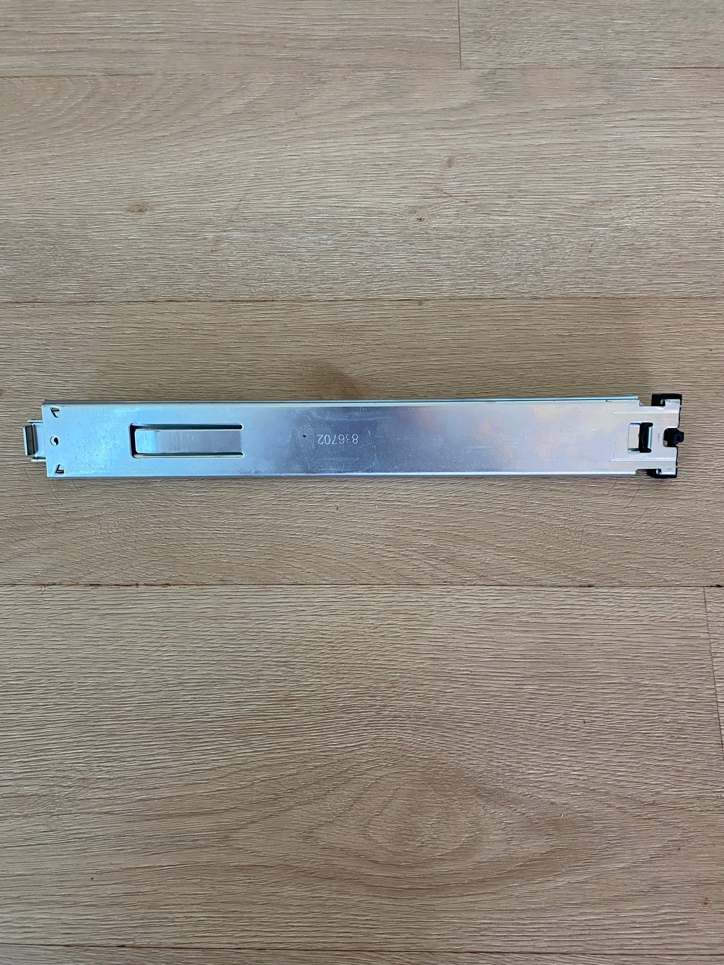 836702 Fisher & Paykel fridge FREEZER RHS RH right hand side slide assembly arm guide rail 355mm