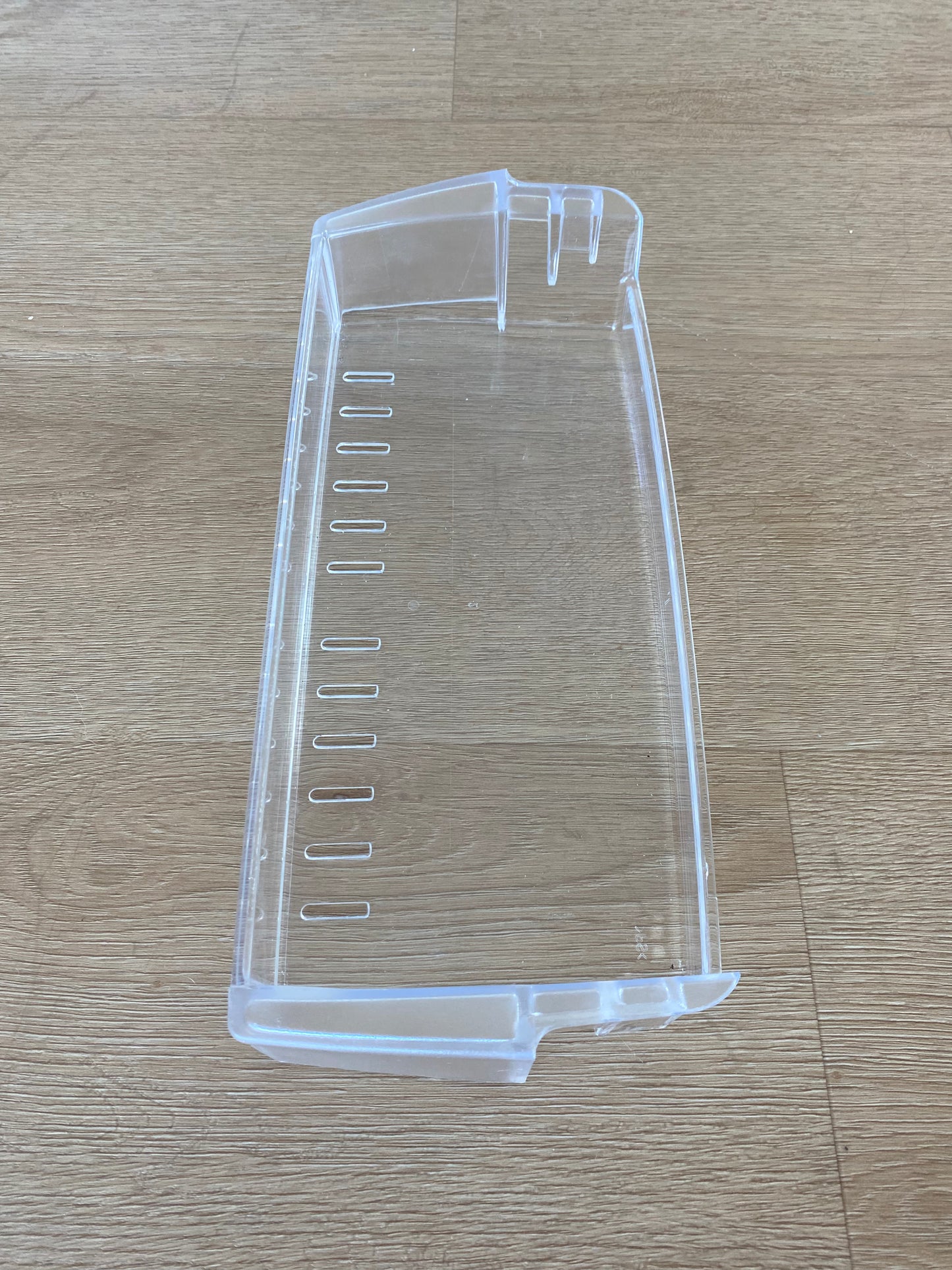 1446087 1448032 50295708007 Electrolux Kelvinator Simpson fridge half width bin door shelf tray insert guard
