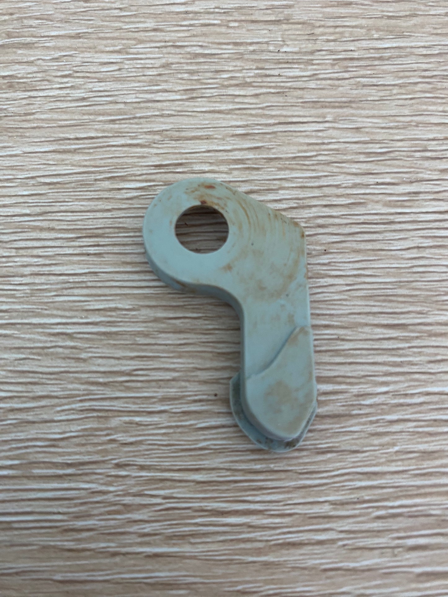 883989 883989P Fisher & Paykel fridge freezer left hand side LHS door hinge bracket grey plastic closing cap