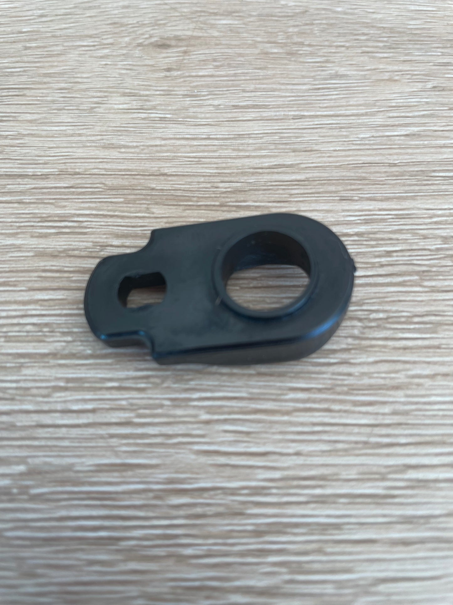 DA66-00344A Samsung side by side fridge lower hinge cam riser