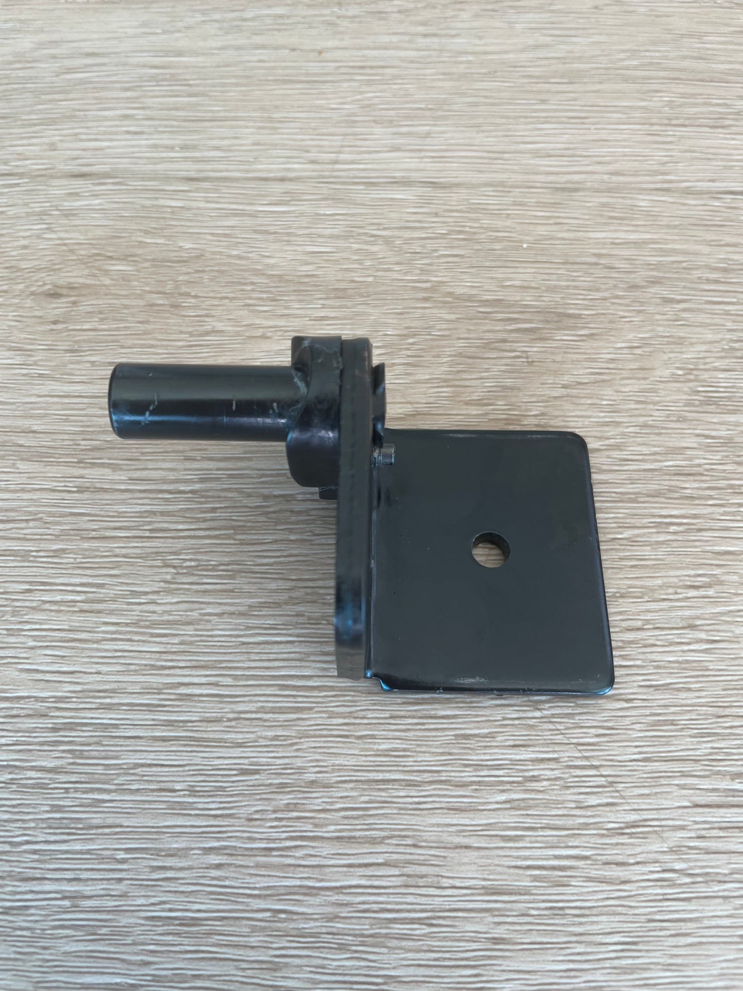 DA97-04354C Samsung side by side fridge lower bottom right RHS door hinge