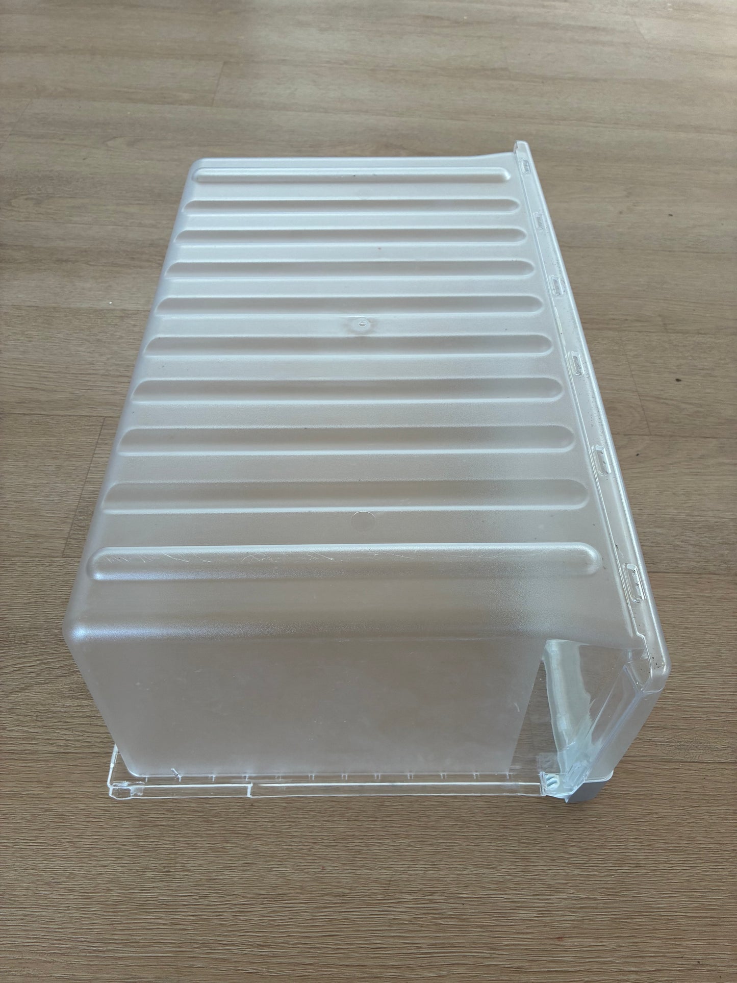 1451516 1451526 Electrolux fridge crisper bin vegetable drawer storage container