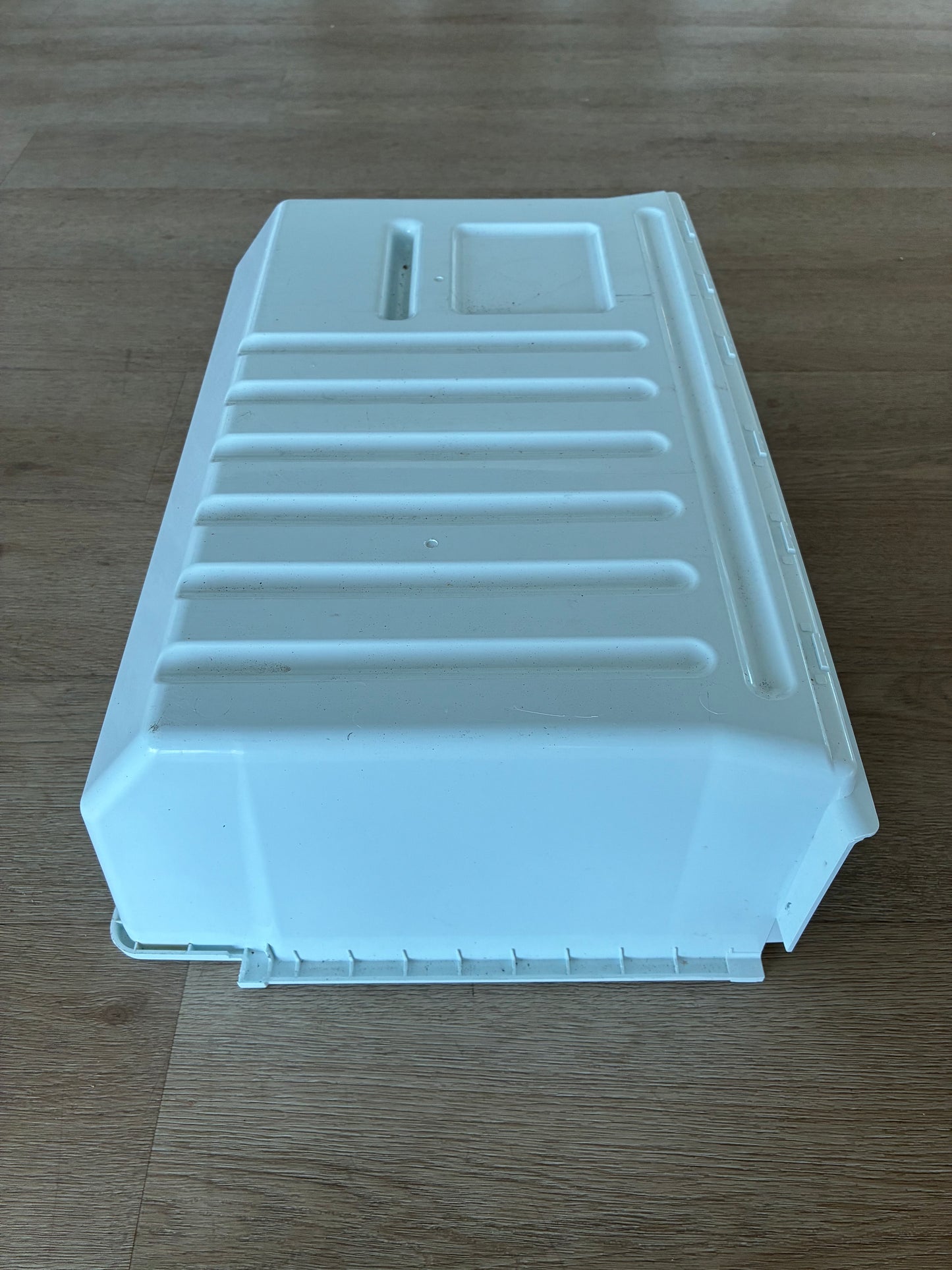 1451493 1460472 Electrolux fridge TOP FREEZER BIN upper drawer rear case