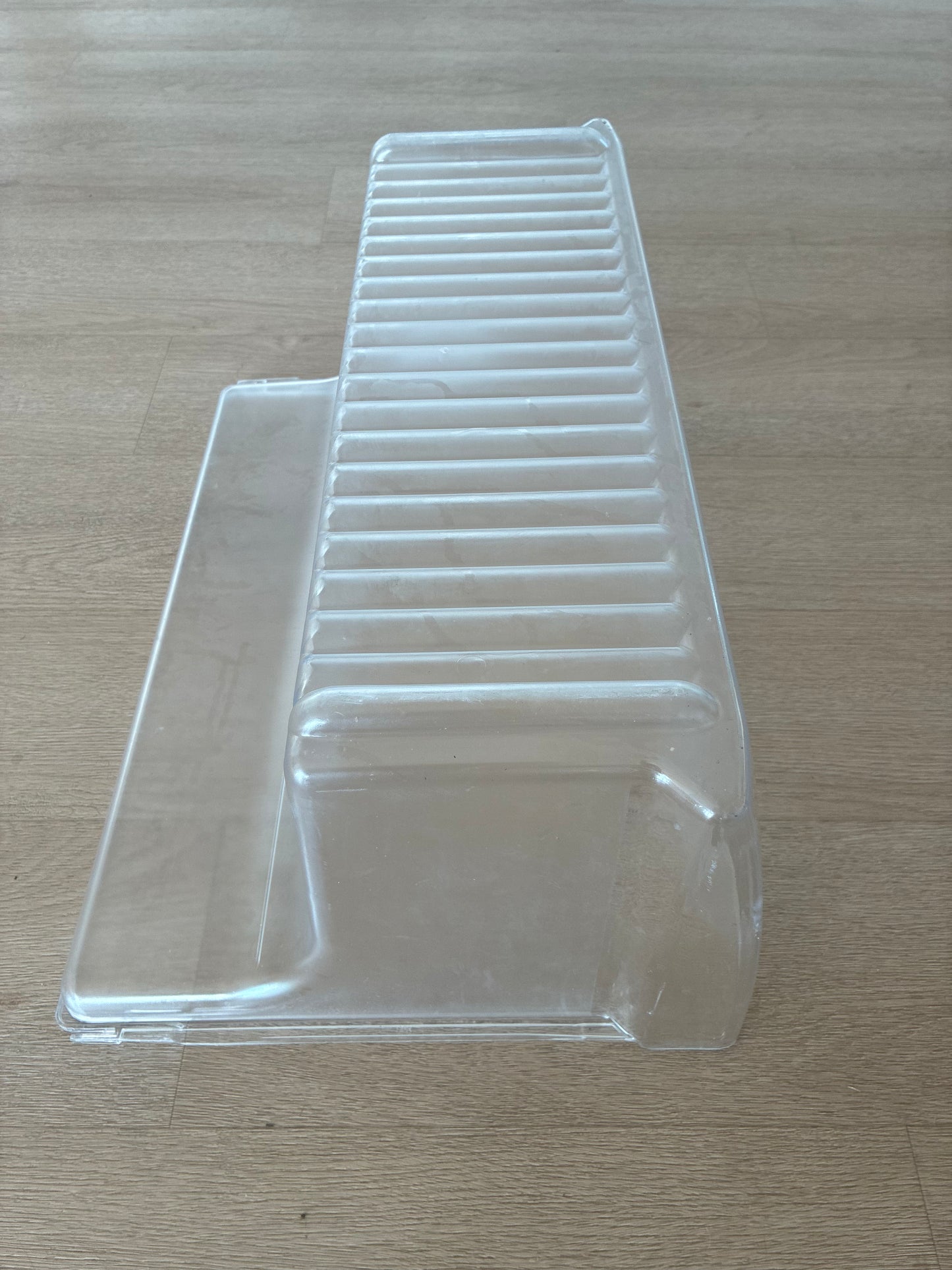 1446082 1448012 4055922209 Kelvinator Simpson fridge moulded crisper bin vegetable drawer storage container