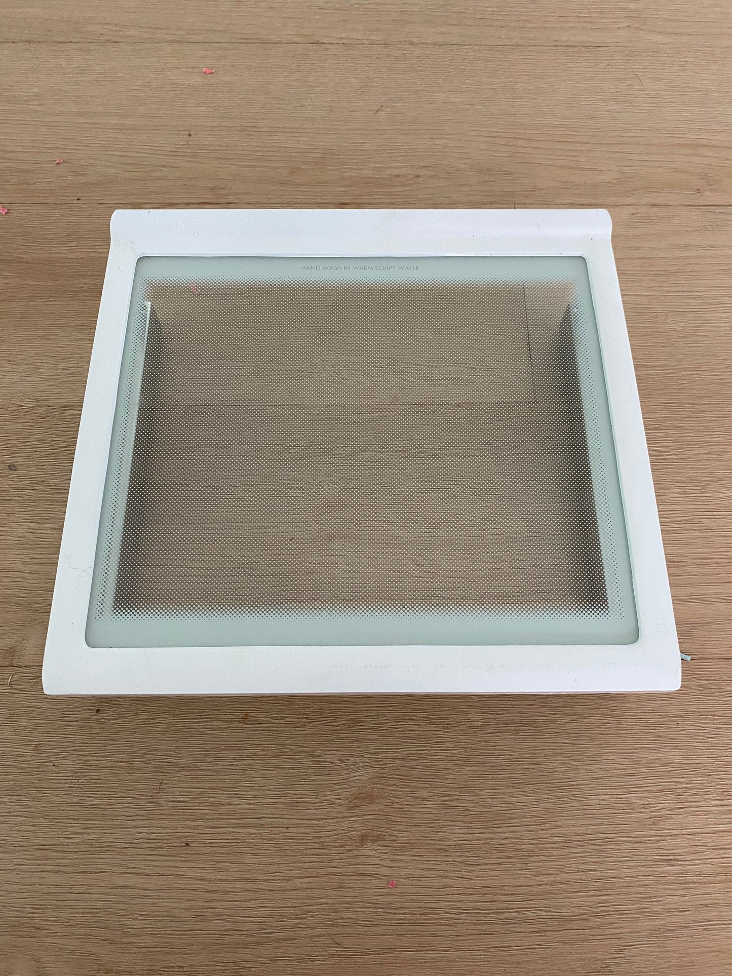 1454303 Westinghouse fridge LOWER FREEZER GLASS BASKET SHELF dots rails assy FITS WSE6070 WSE7000