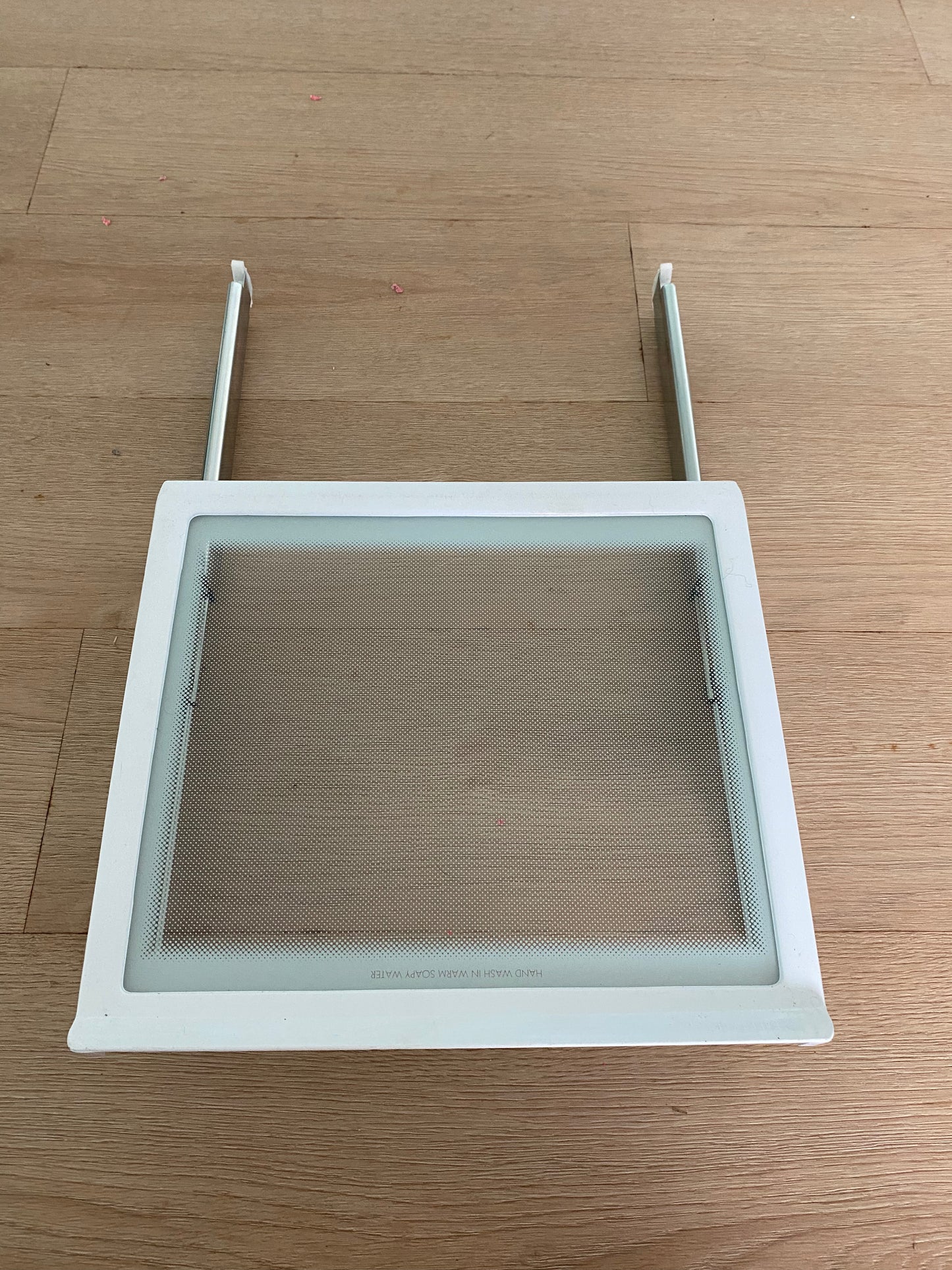 1454303 Westinghouse fridge LOWER FREEZER GLASS BASKET SHELF dots rails assy FITS WSE6070 WSE7000