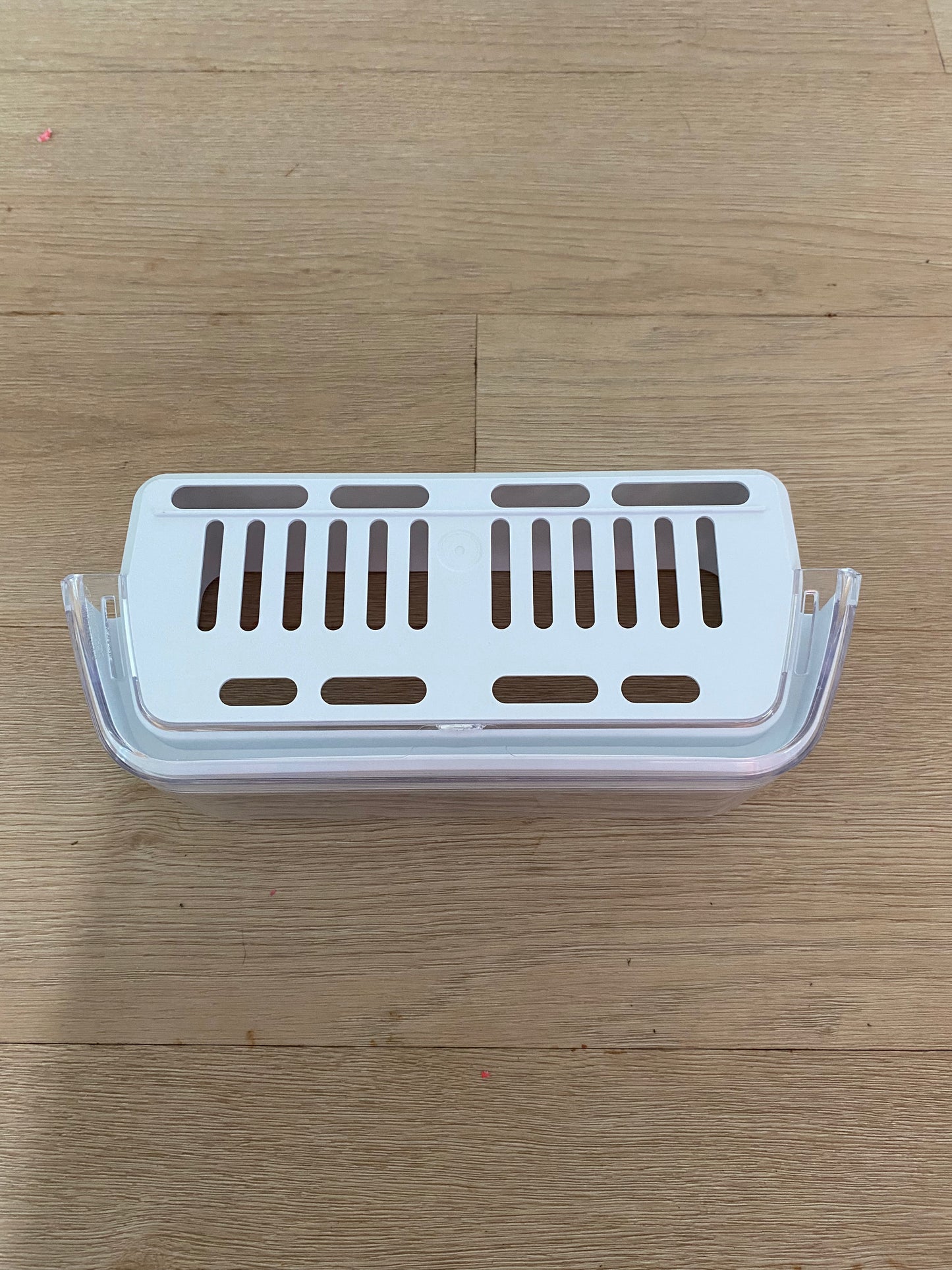DA63-04097A Samsung fridge FREEZER DOOR GUARD shelf bin tray