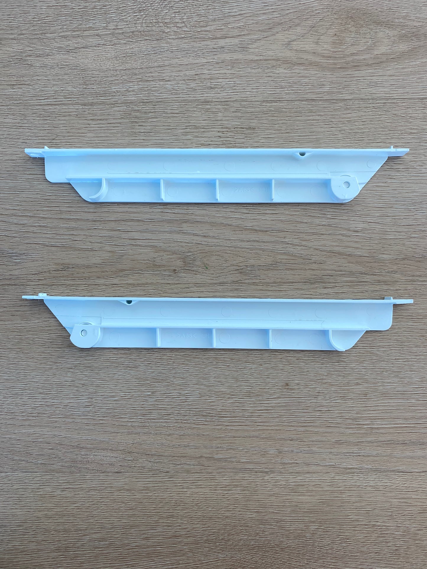 1453077 1453078 Westinghouse fridge shallow deli runners LHS RHS LH RH left right hand side PAIR