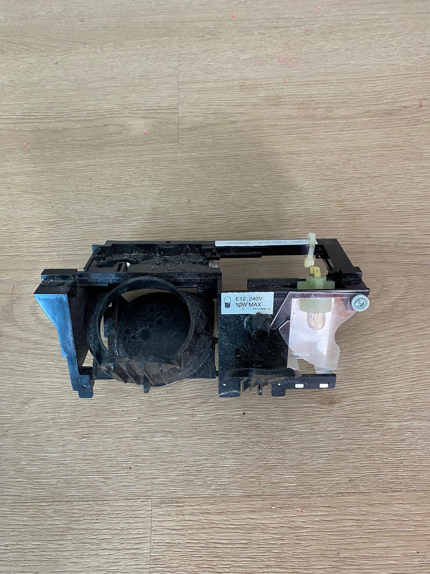 1443907 240563628 Westinghouse fridge freezer I&W ice water dispenser paddle assembly WSE6070 WSE6970