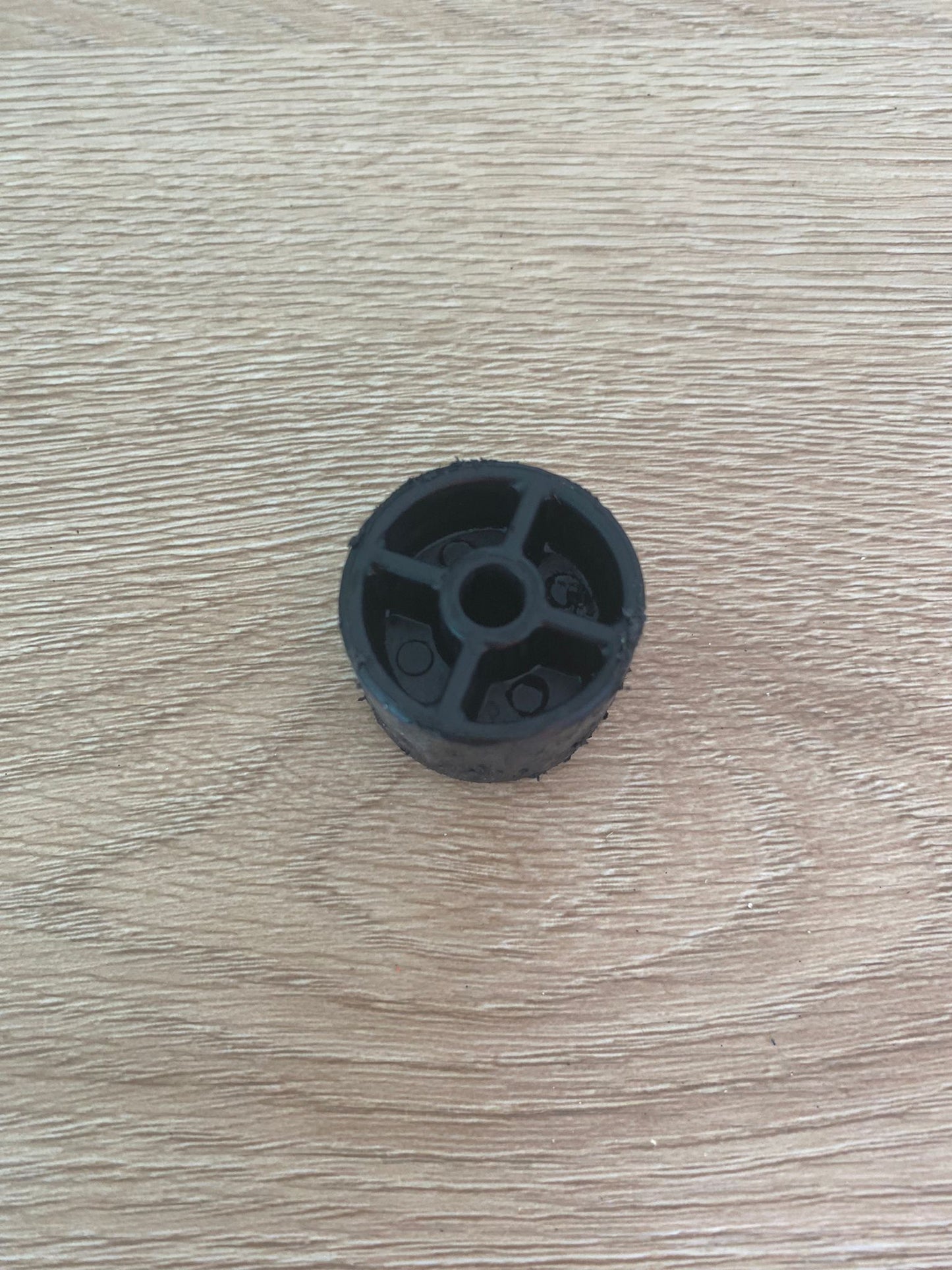 1416794 1458188 Westinghouse Electrolux Simpson fridge freezer adjustable roller wheel assembly WSE6070 WSE6100 WSE6970 WSE7000