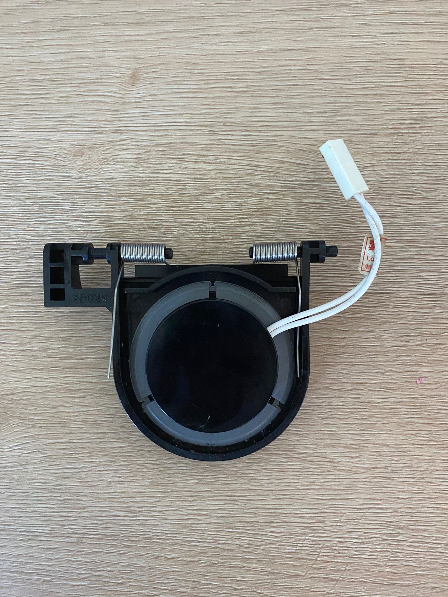 1457983 Westinghouse fridge freezer ice flap chute seal assy assembly WSE6070 WSE6970