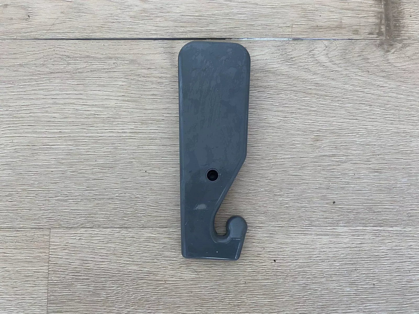 1446803 1457659 Westinghouse fridge freezer right hand side RHS grey hinge cover (Grey SYD 1212-A) FITS WSE6070 WSE6100 WSE6970 WSE7000