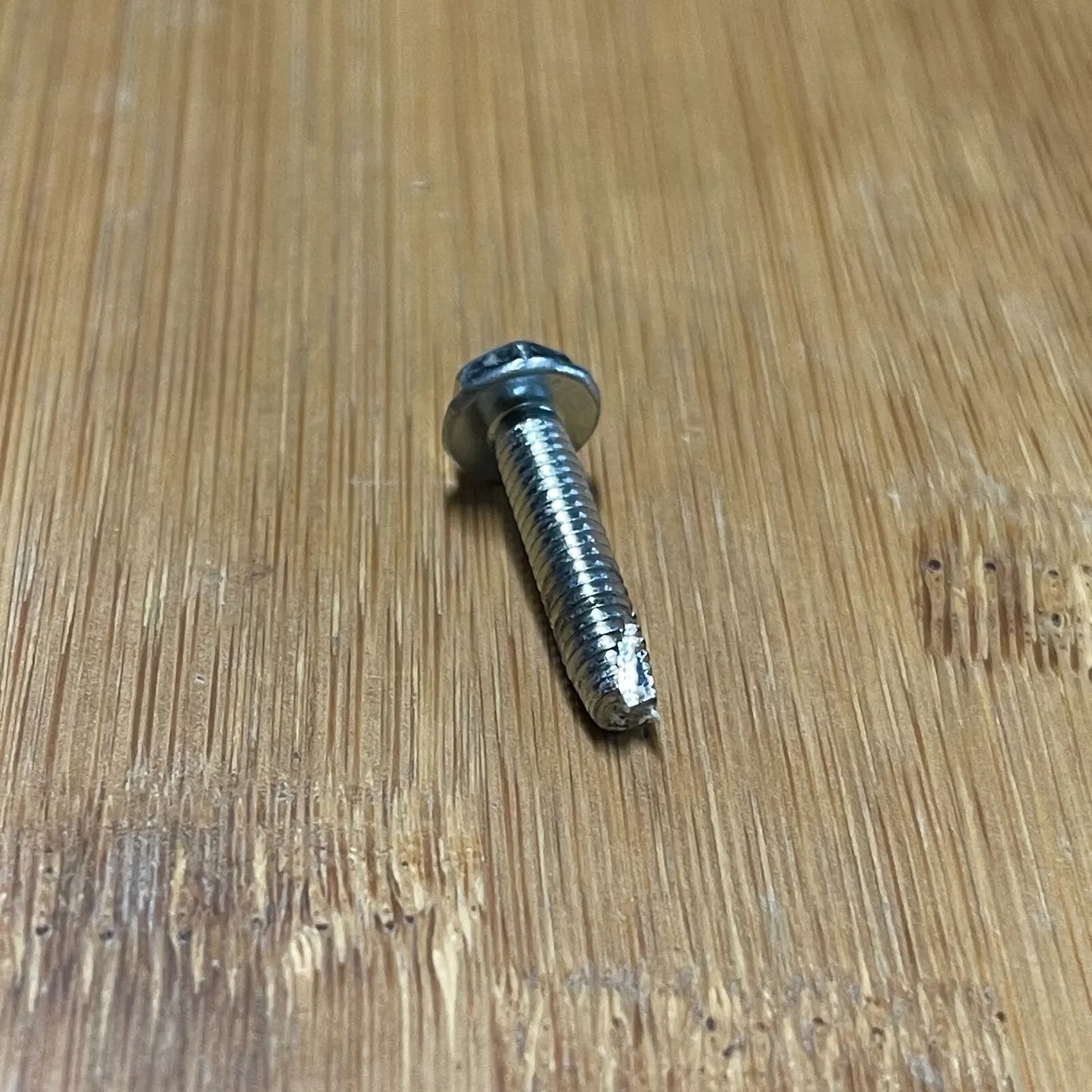 1449753 1406375 Westinghouse PACK OF 3 fridge freezer door handle pedestal mount bracket screws WSE6070 WSE6100