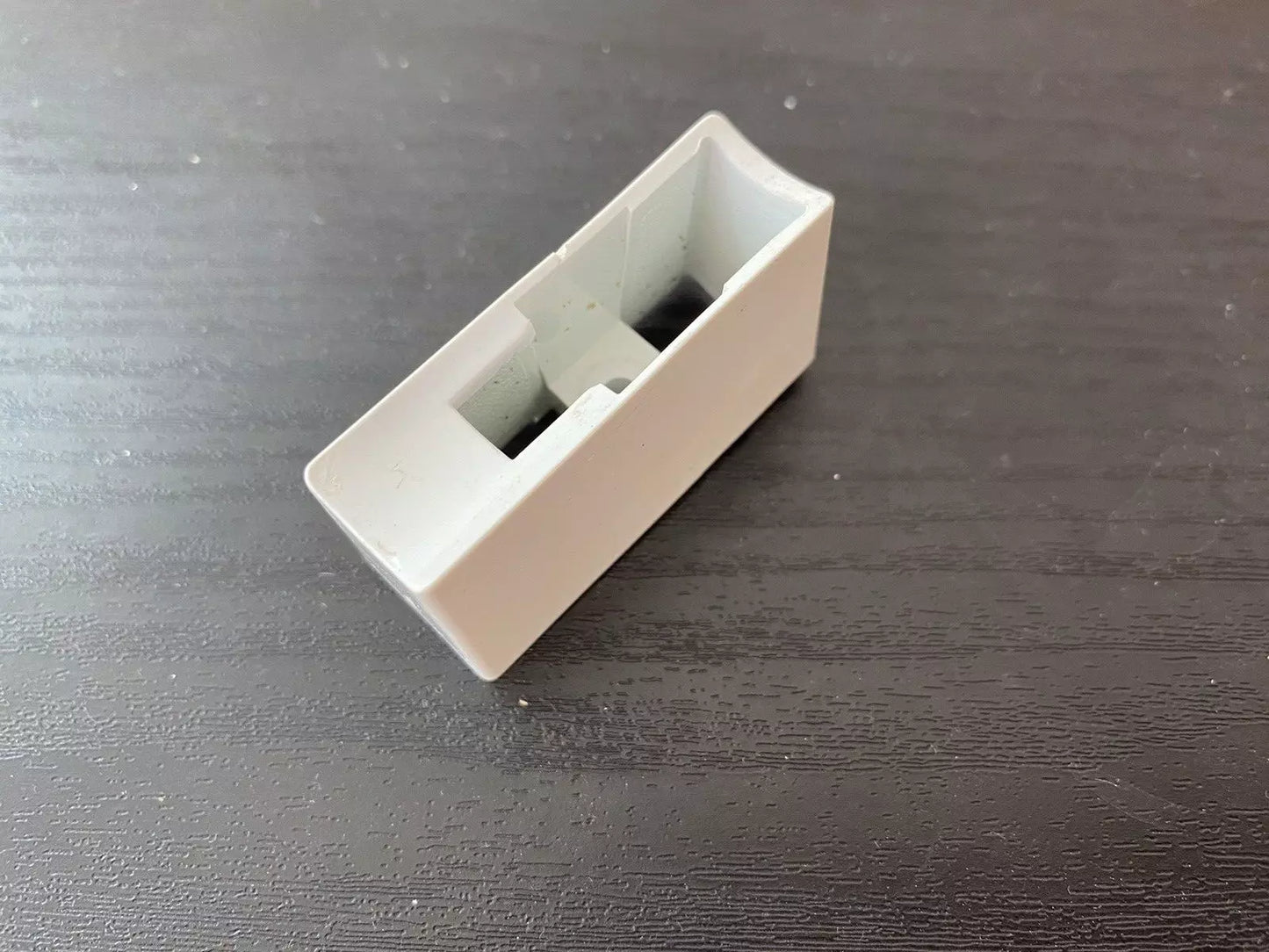 1443893 1760008559 Westinghouse fridge freezer WHITE door handle pedestal mount bracket kit FITS WSE6070W WSE6100W