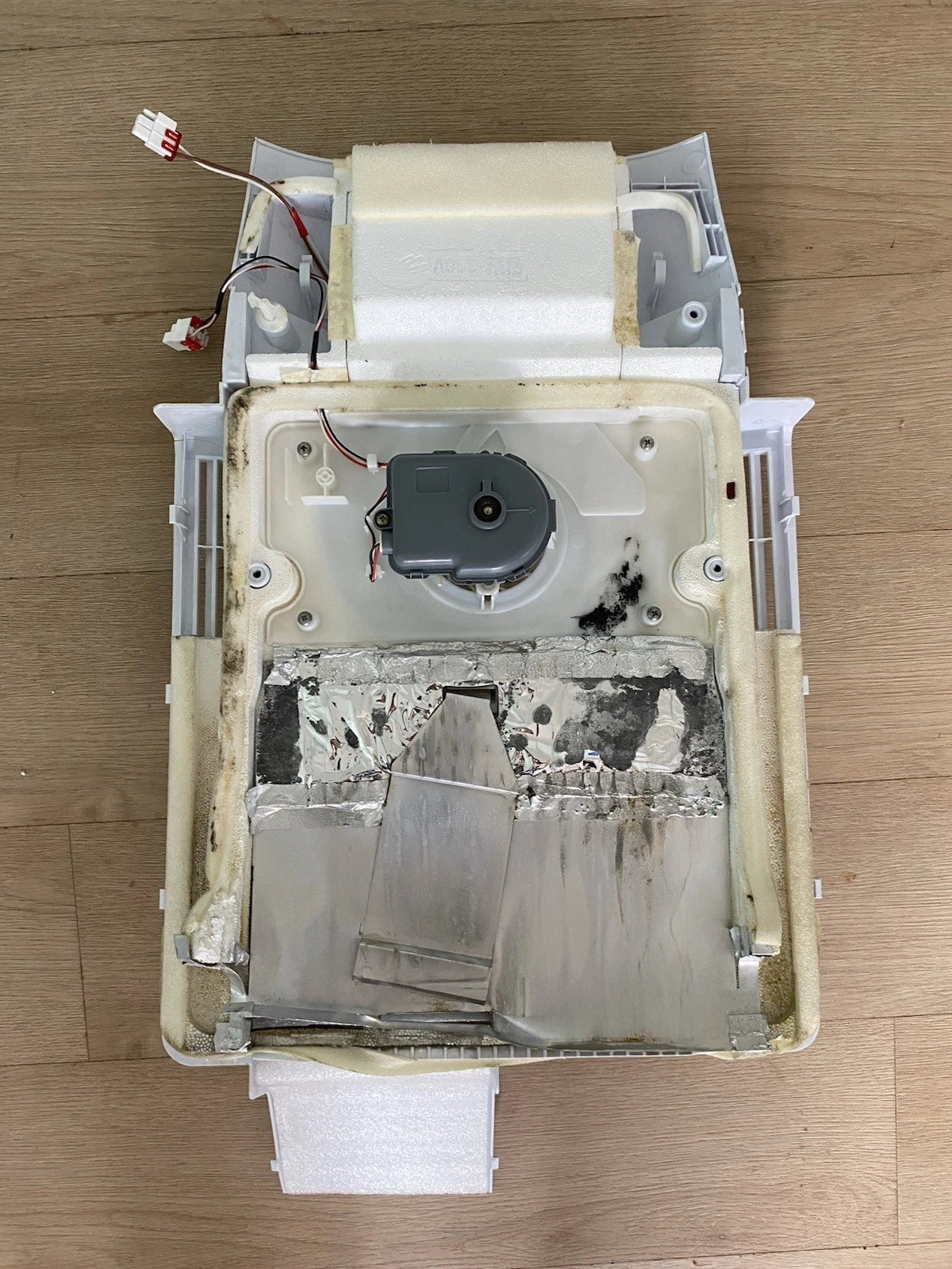 DA97-07621B DA97-05247S Samsung fridge evaporator fan motor panel cover assembly