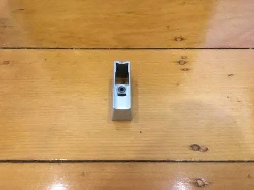 1444091 1450206 1449944 1445145 Electrolux Kelvinator Simpson Westinghouse fridge freezer stainless steel silver grey door handle pedestal bracket mount WSE6070 WSE6100