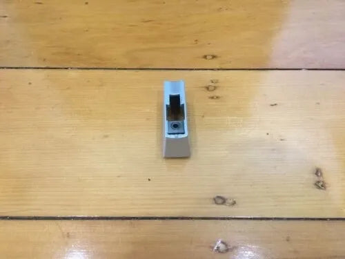 1444091 1450206 1449944 1445145 Electrolux Kelvinator Simpson Westinghouse fridge freezer stainless steel silver grey door handle pedestal bracket mount WSE6070 WSE6100